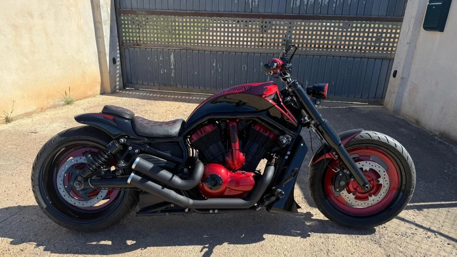 V+ROD+red+0004.jpg
