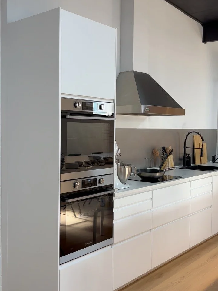 our beautiful studio kitchen. this is where we&rsquo;ll be running all our cooking classes - starting this friday!

#cookstudio #cookingclasses