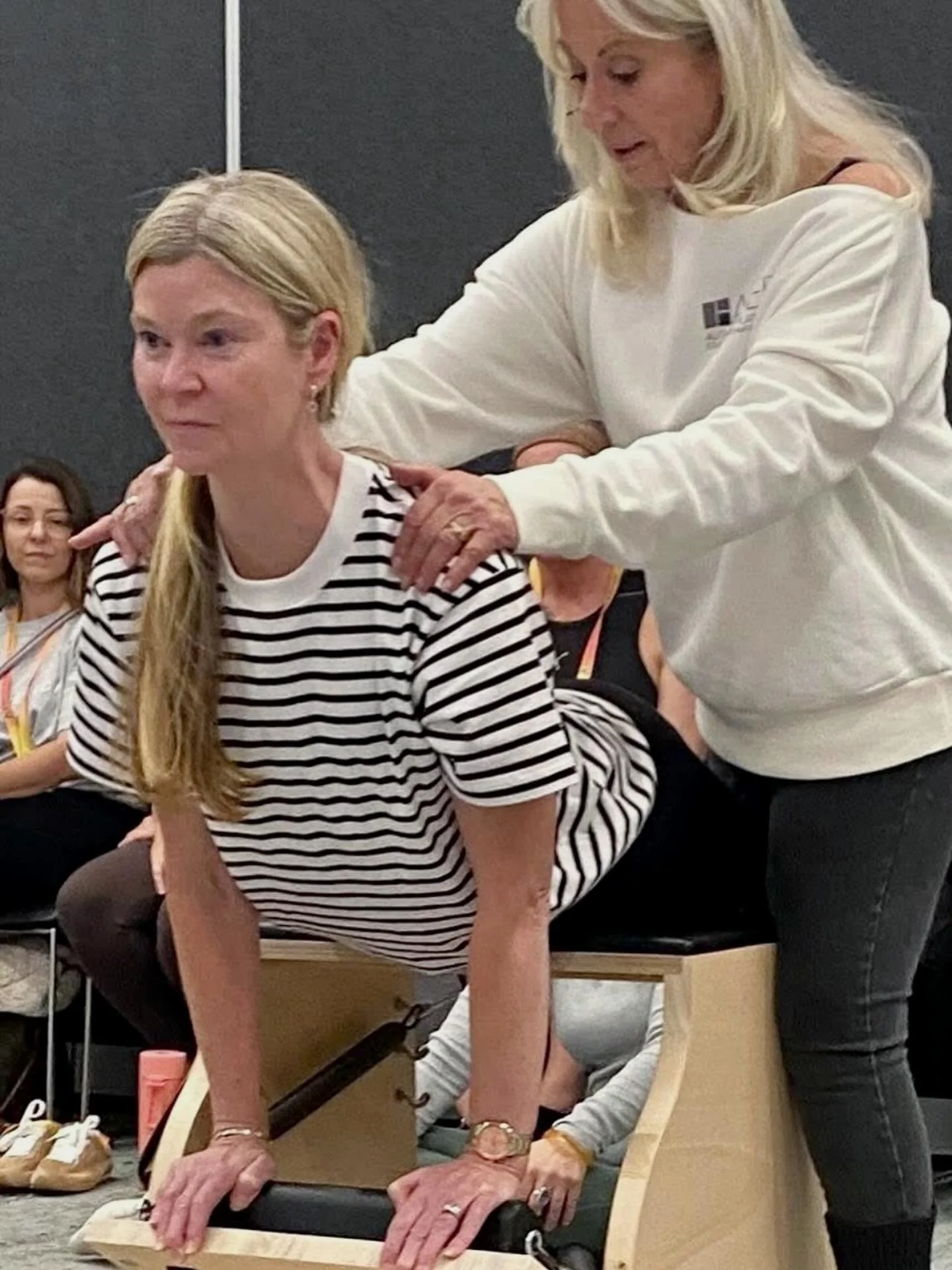 .
🖤CLASSICAL PILATES🖤
 
Another special moment @pilatesassociationaustralia 2025 conference being coached the Swan on the Wunda Chair @contrology.bb by Olga @apei_sydney 🖤 My  Classical Certification first started w Olga many yrs ago, a path that 