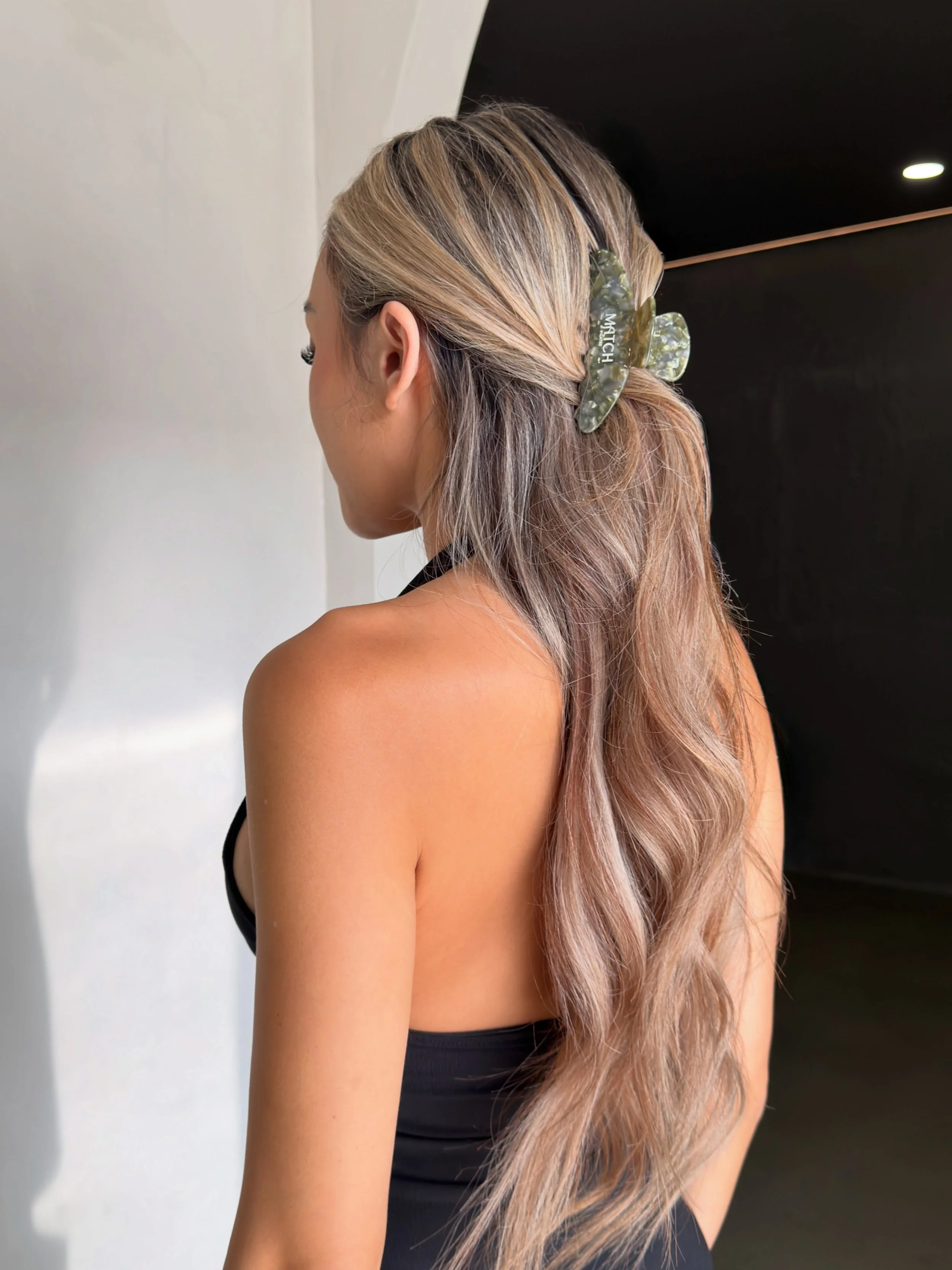Our claw clips have officially arrived and we&rsquo;re obsessed! 🙂&zwj;&harr;️

Coming soon to Match Pilates 🤍

#matpilates #heatedpilates #pilatescommunity #clawclip #accessories
