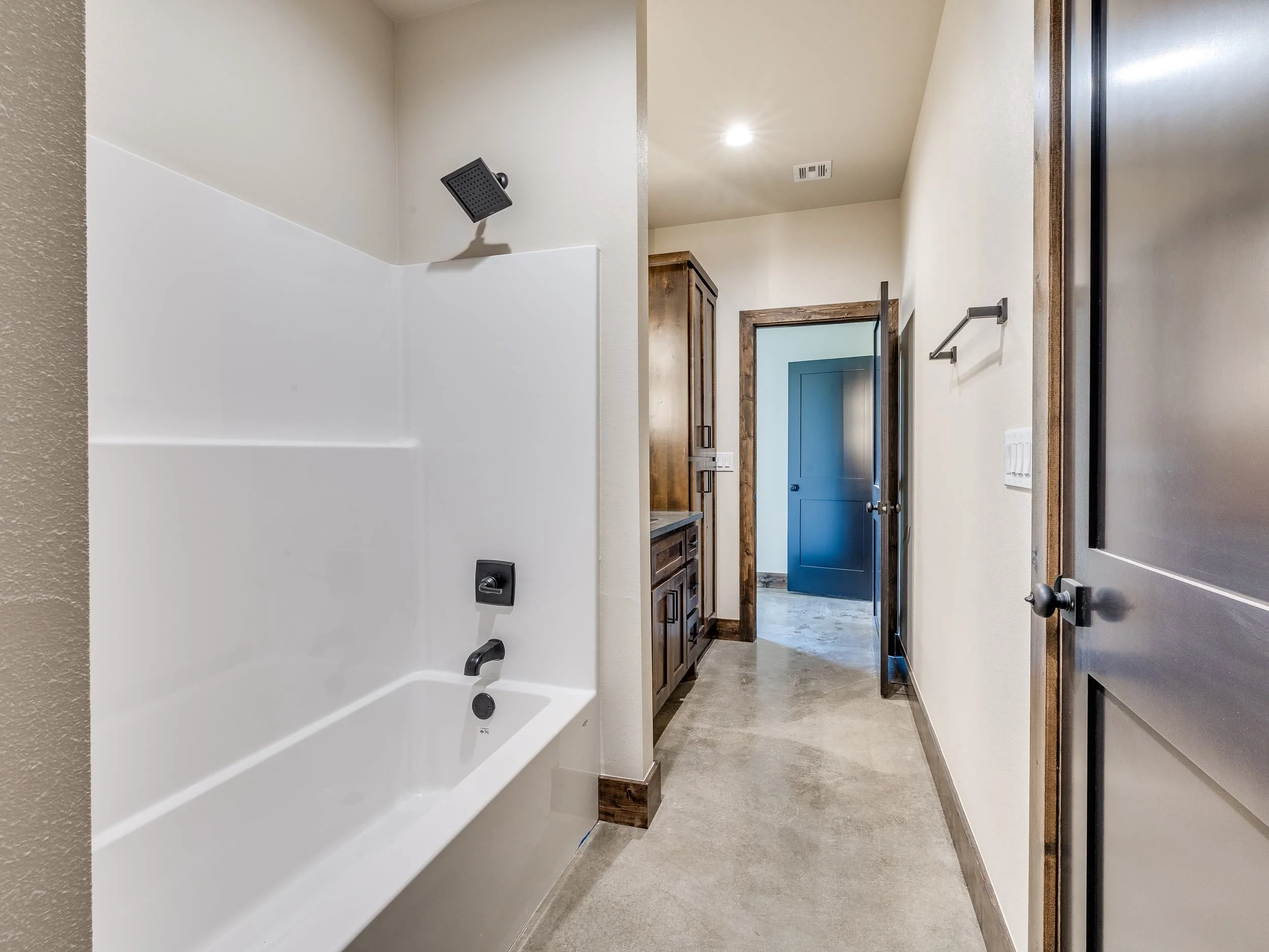 Owasso Custom Homes | Sandstone Barndominium 1