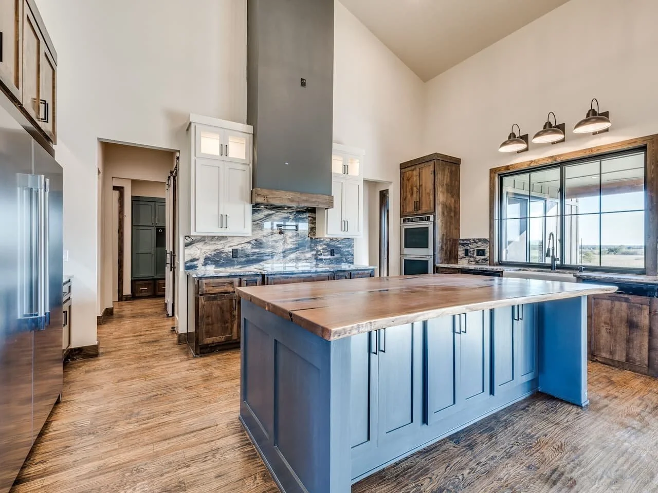Owasso Custom Homes | Rustic Modern Lodge 7