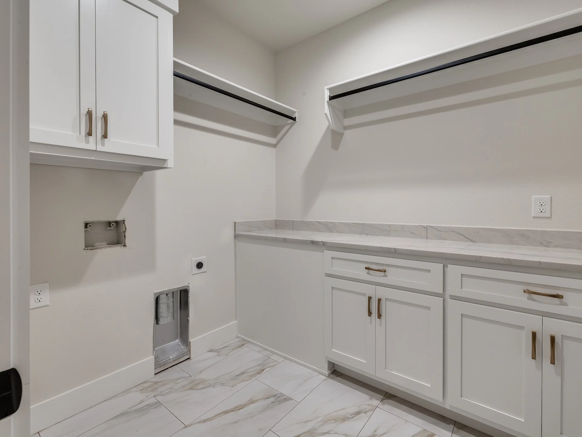 Owasso Custom Homes - 54-print-4078 E 484th Rd, Owasso, OK-55.jpg
