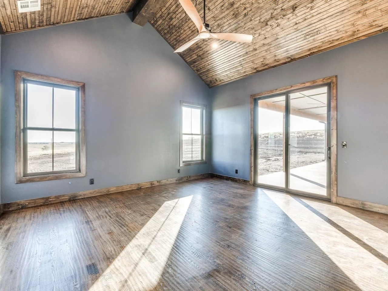 Owasso Custom Homes | Rustic Modern Lodge 16