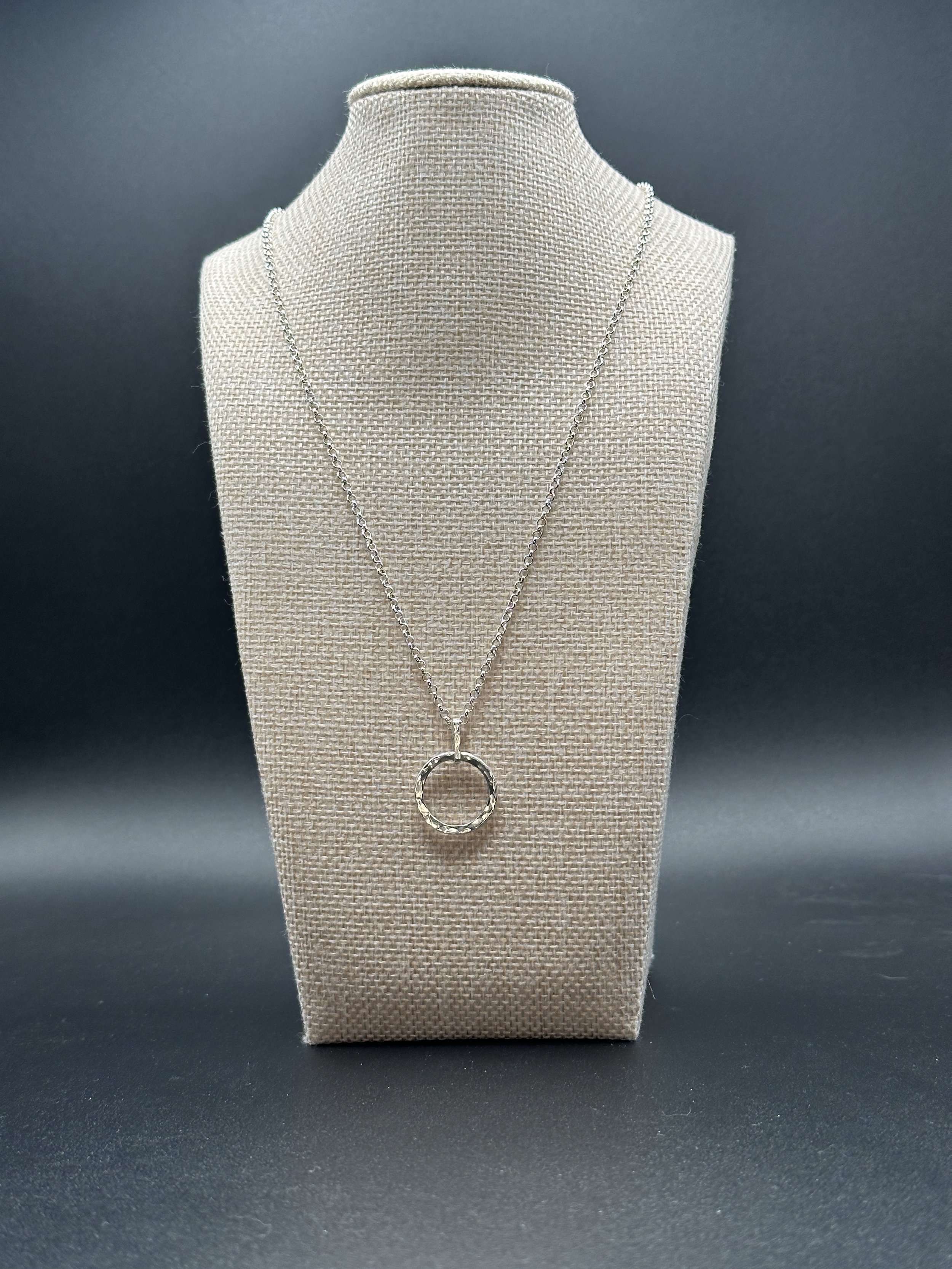 Echo Pendant