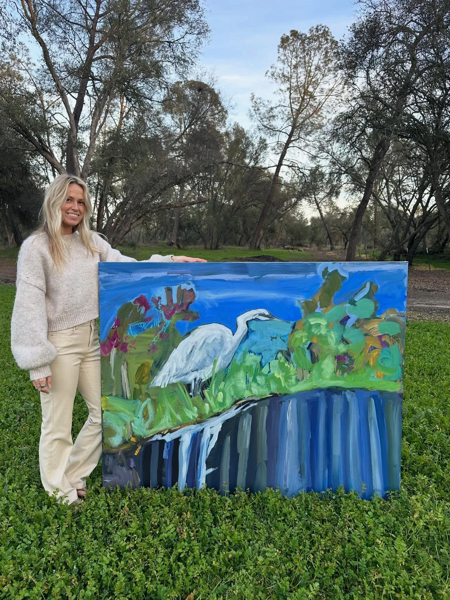 From in the wild to in the Museum! Go check out the show, &ldquo;Perch, Flutter, Soar&rdquo; on display until March 15th 🦅 @moncamuseum 

Title: &ldquo;Stillness&rdquo;
Dimensions: 48 x 60 
Description: I grew up in a bird sanctuary in Northern Cali