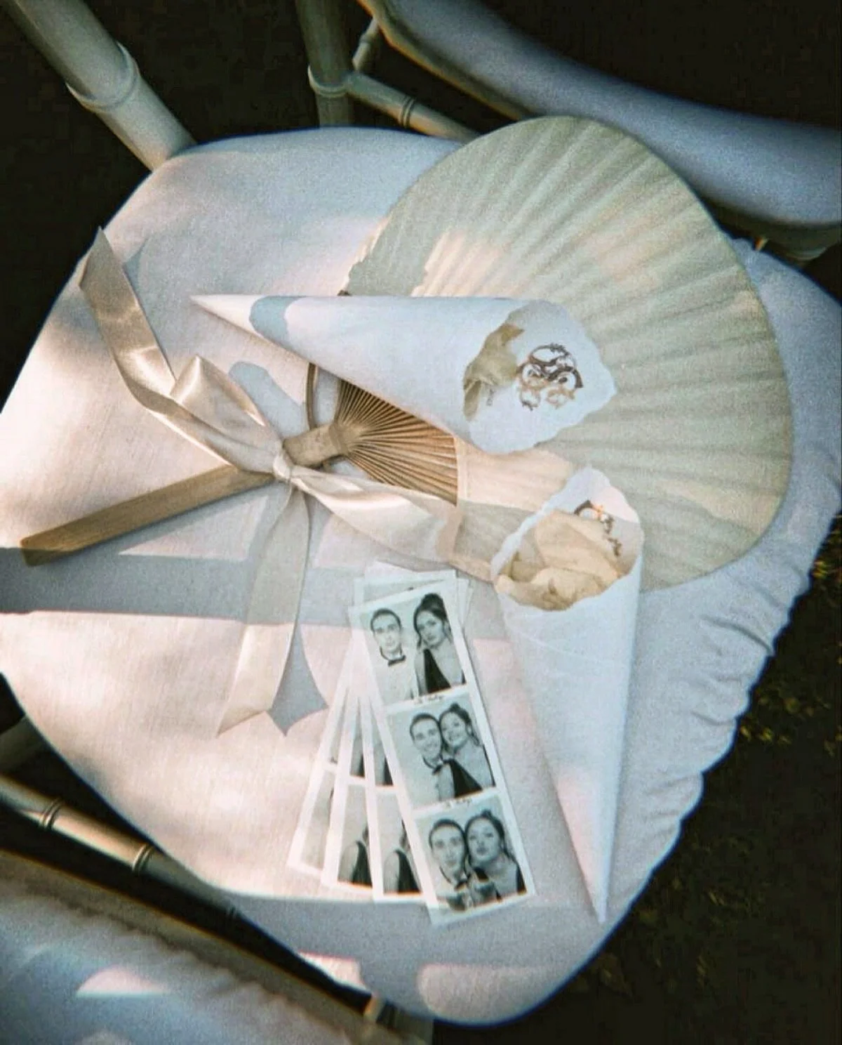🕯️🪭🎞️💍