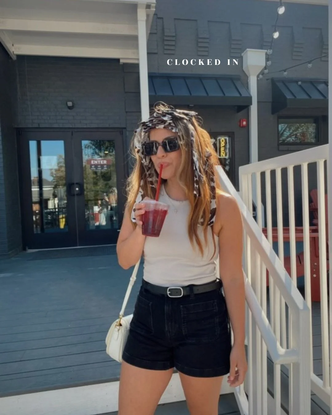 @allymunfordhairstylist Clocked in &amp; Clocked out 💋

#hairstylist