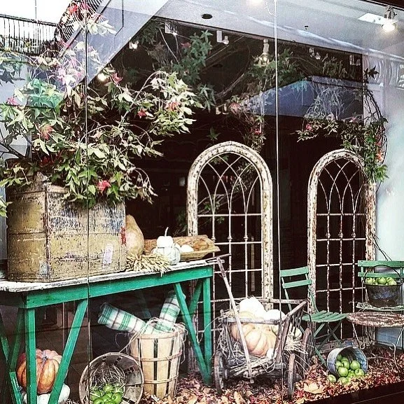 I realize our world is always rushing us into the next season long before it&rsquo;s time &hellip; but for me .. I just as of late want to marinate a bit longer into autumn 🍁 .. and the Thanksgiving that is coming where family and friends just sweet