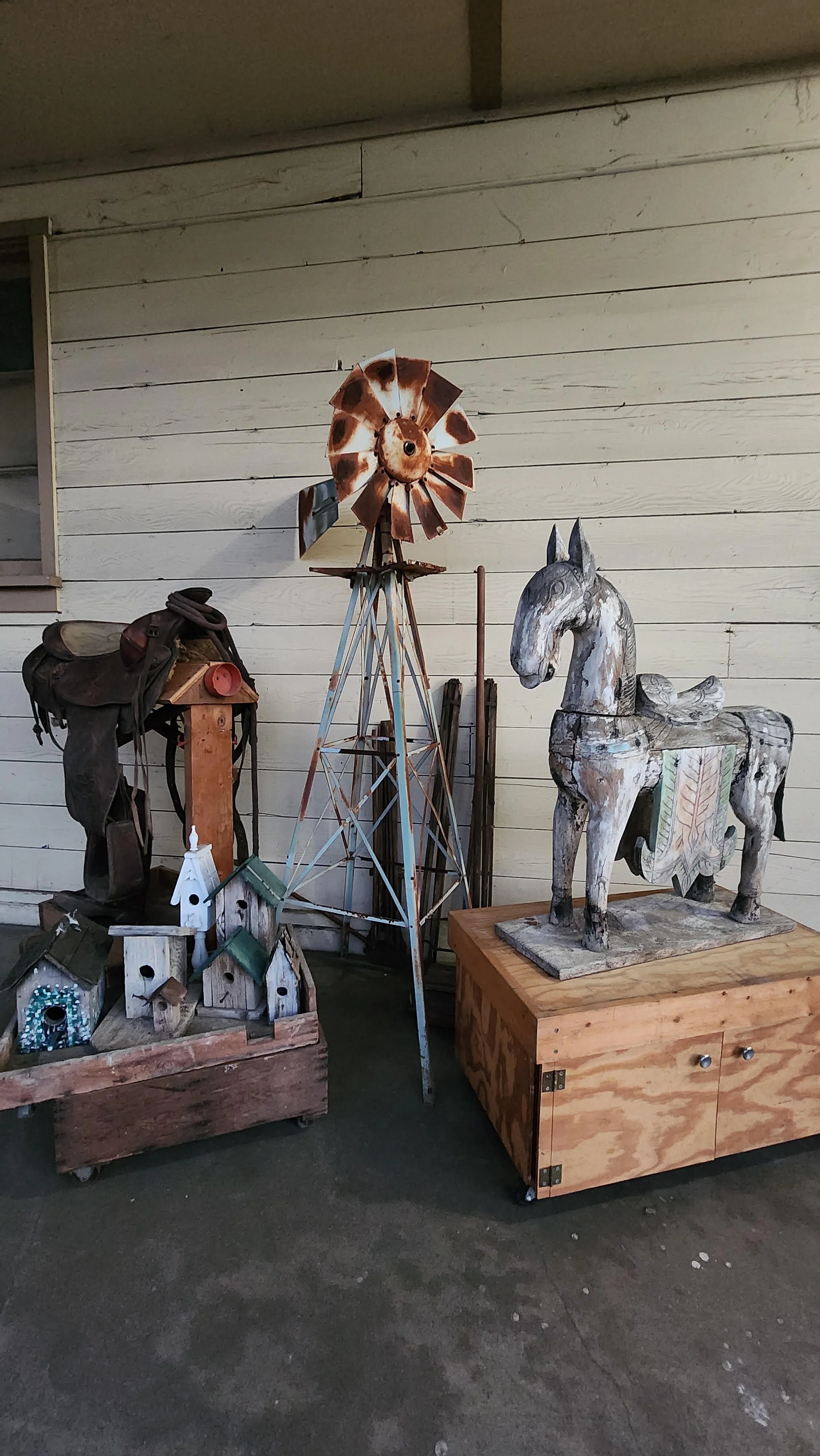 Ginger's Groovy Goods **OPEN WAREHOUSE**