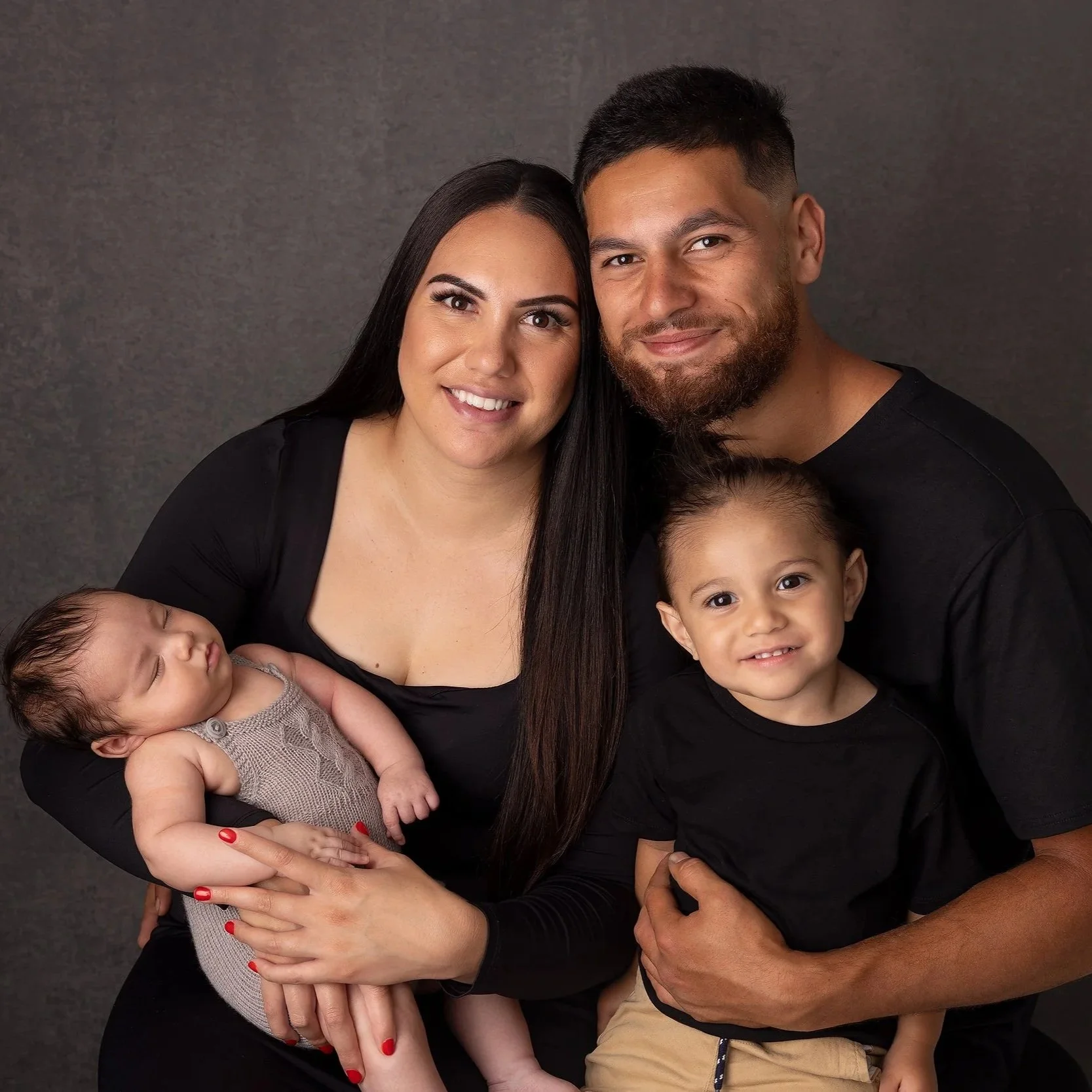 What Does a Newborn Session With a Toddler Look Like?