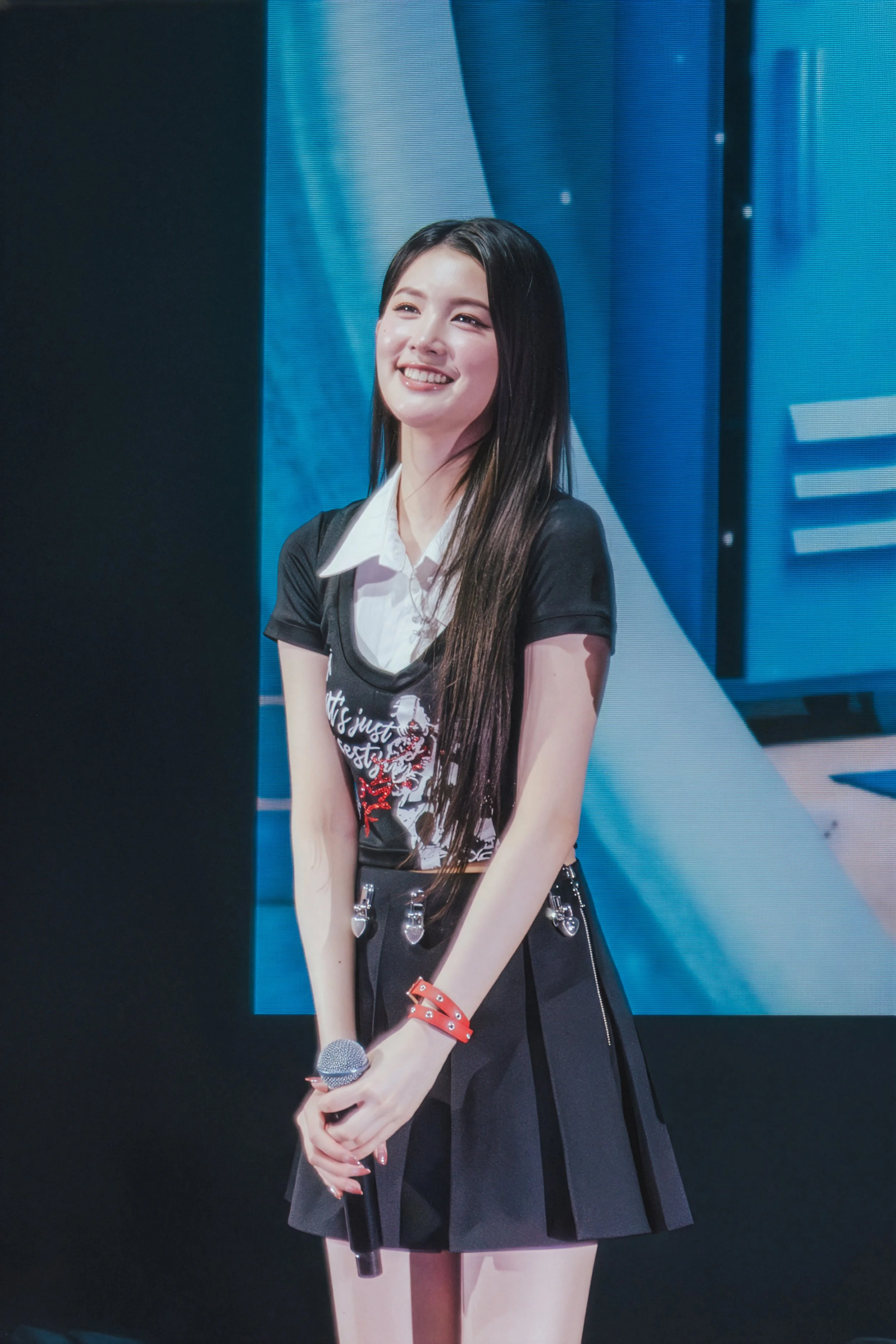 Ana   Showcase at The Wiltern