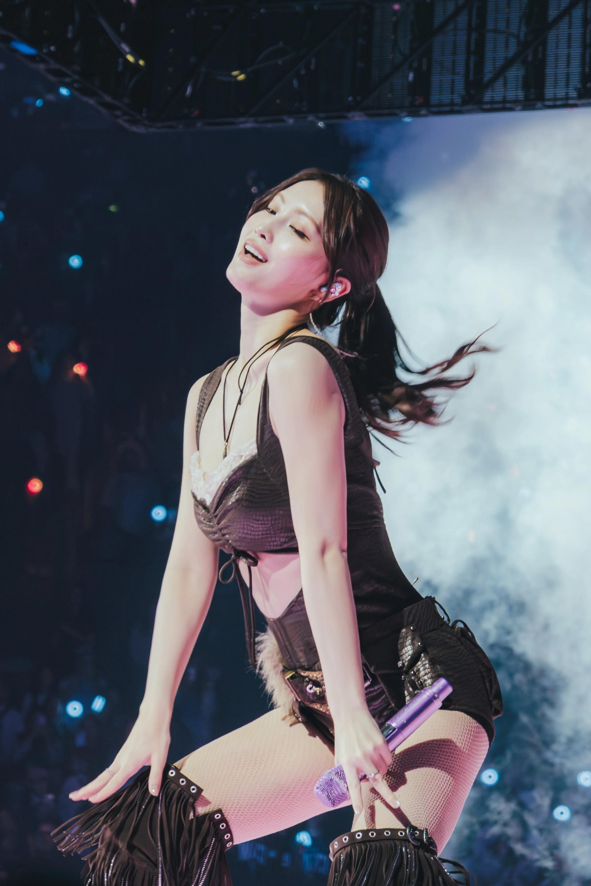 Momo   World Tour at Kia Forum