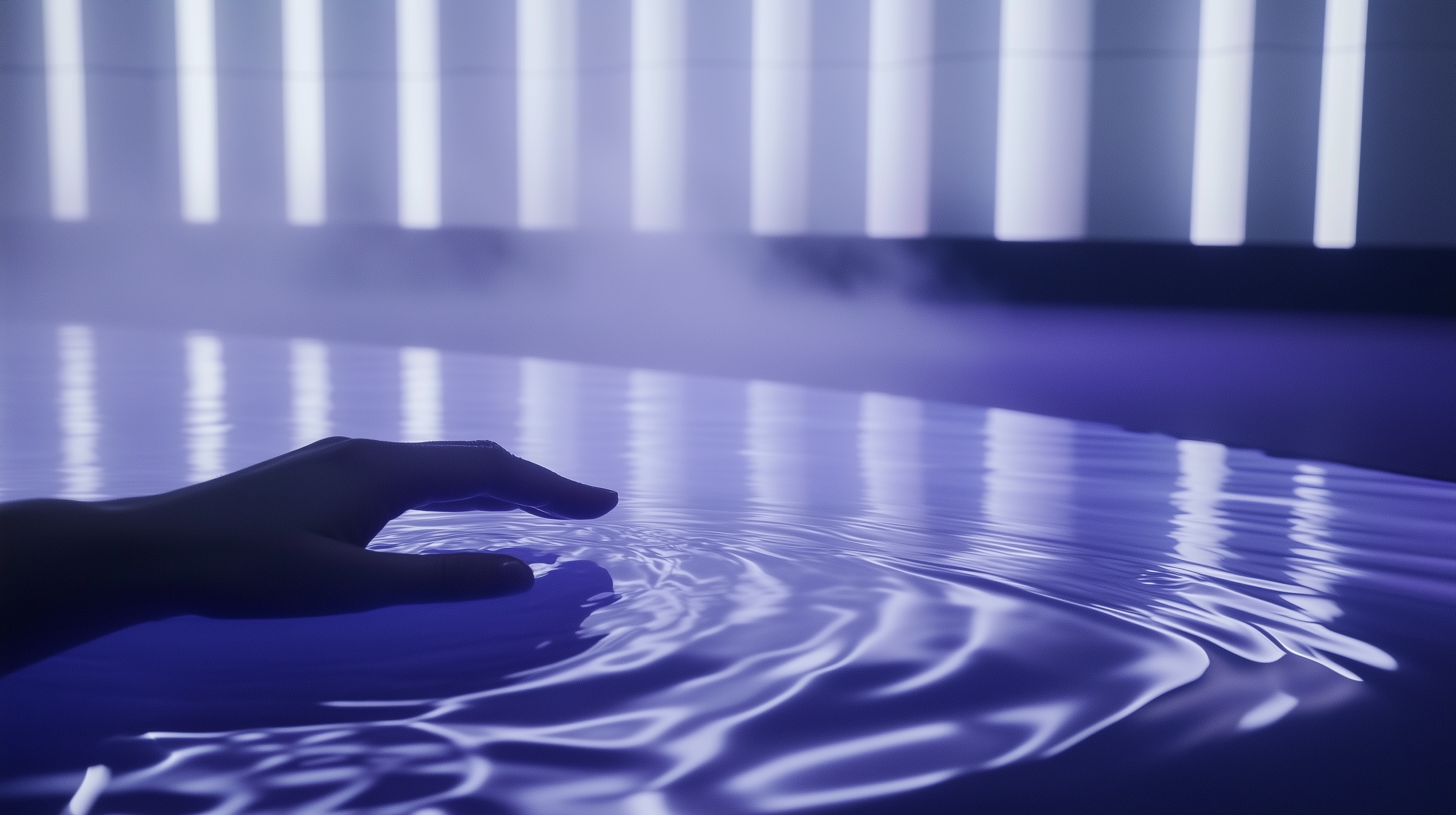 7ammai_Inspired_by_Japanese_minimalism._A_cinematic_close-up_fo_f88e7f50-f433-463a-90ea-cc1ba65f72a9.png