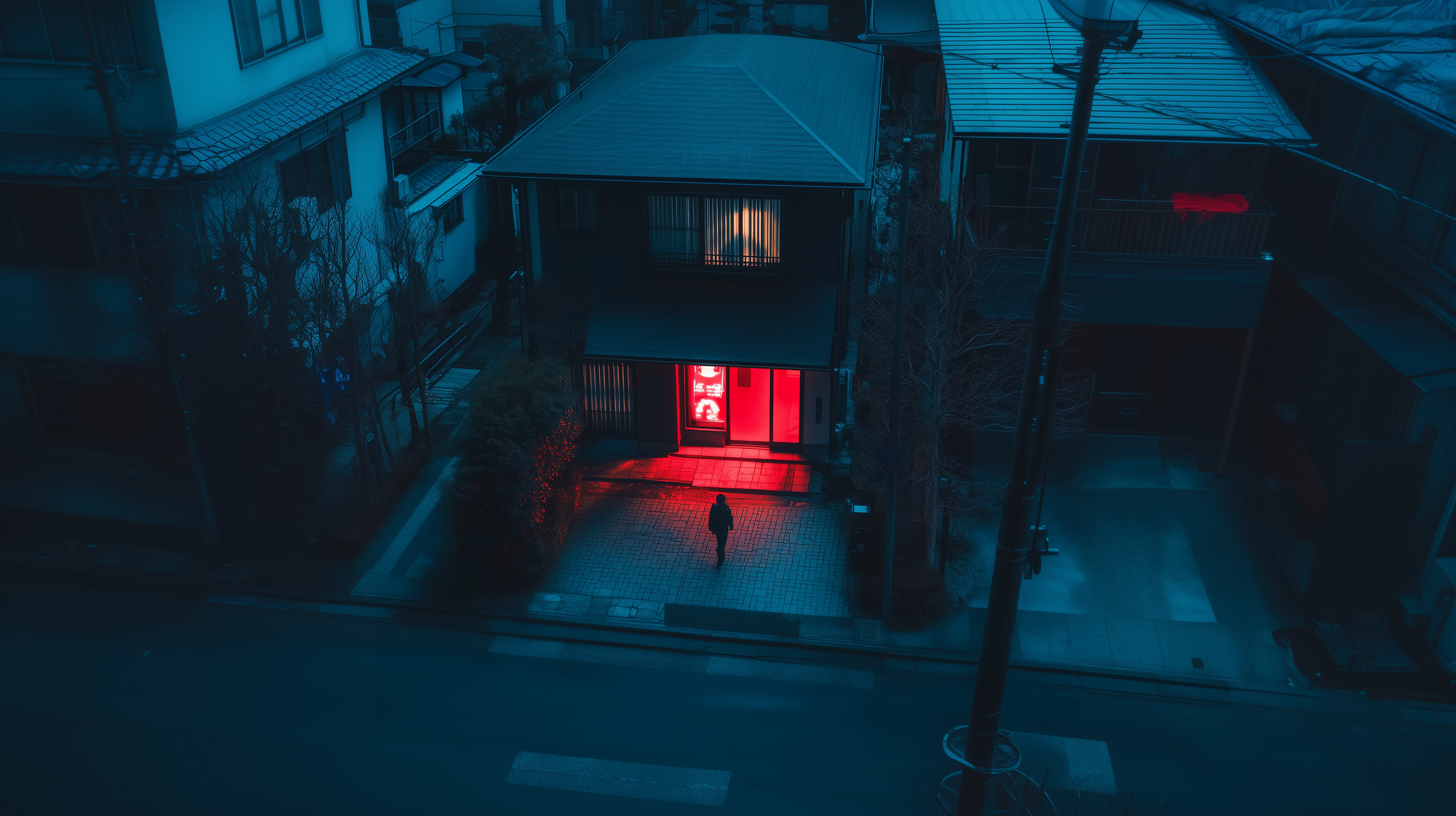 7ammai_focus_on_the_red_light_inside_the_house_Camera_positione_fb5da76a-8dae-4b07-84ec-6db66b734d26.png