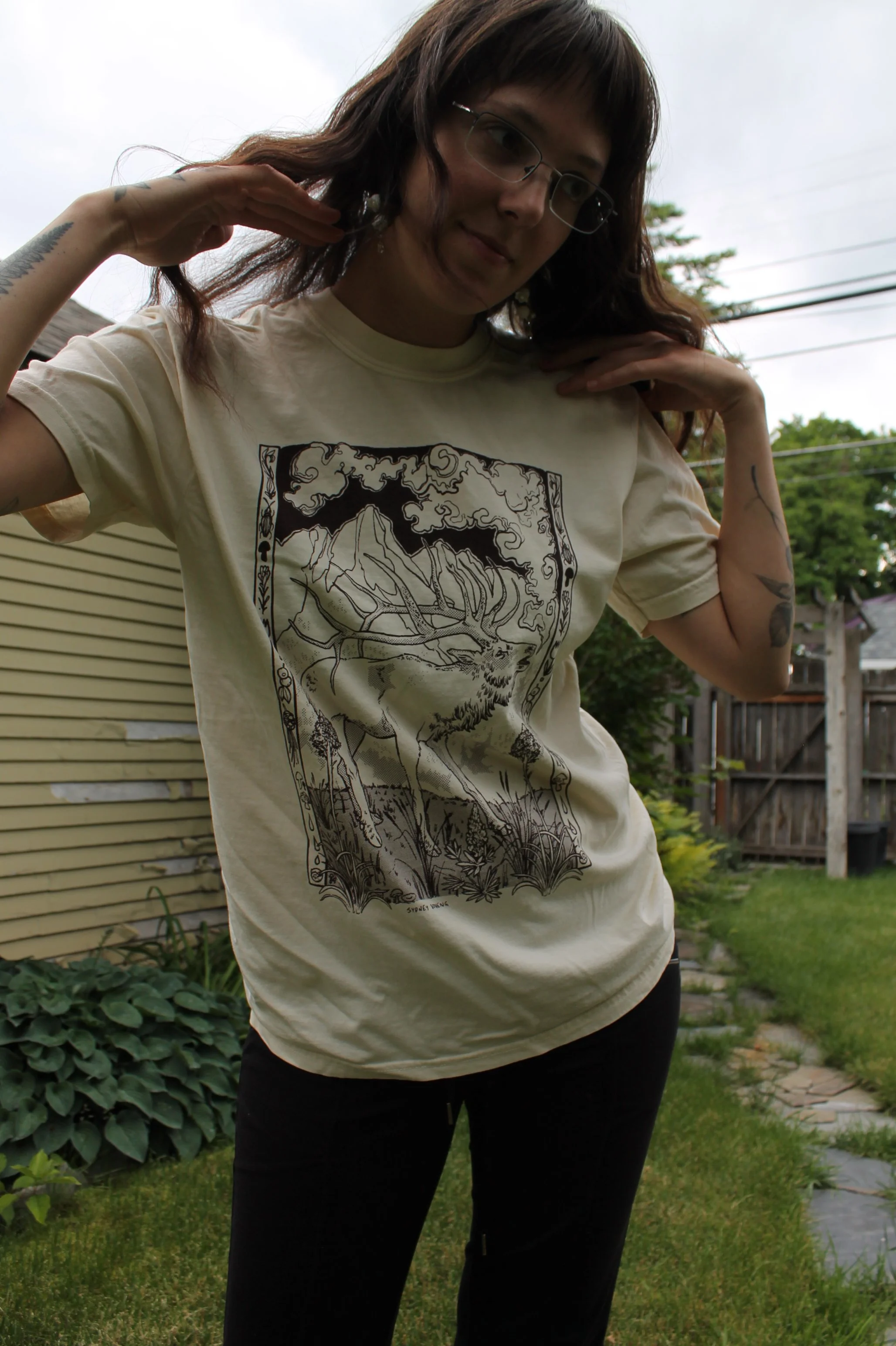 elk tee_medium2.JPG