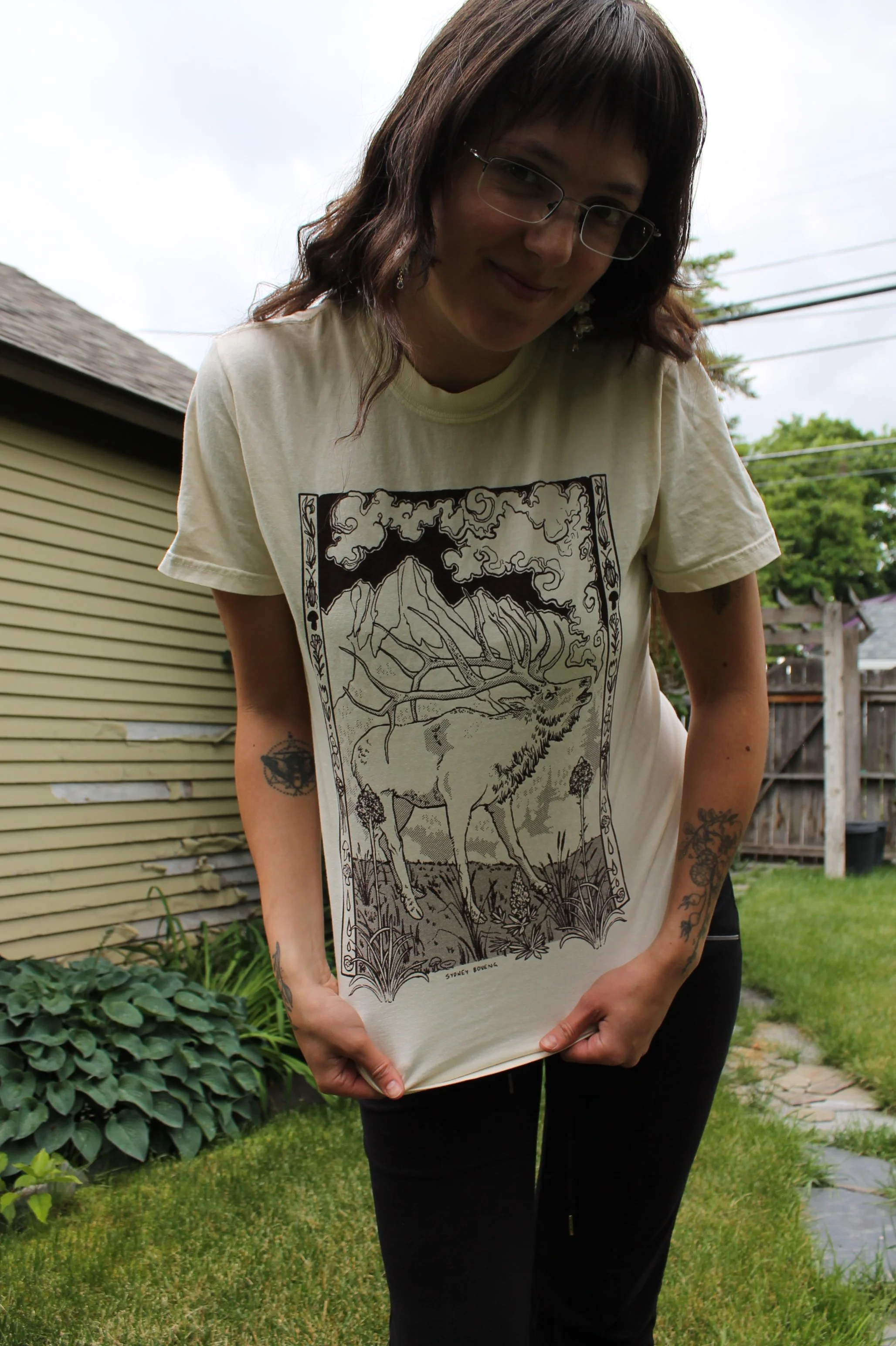 elk tee_small2.JPG