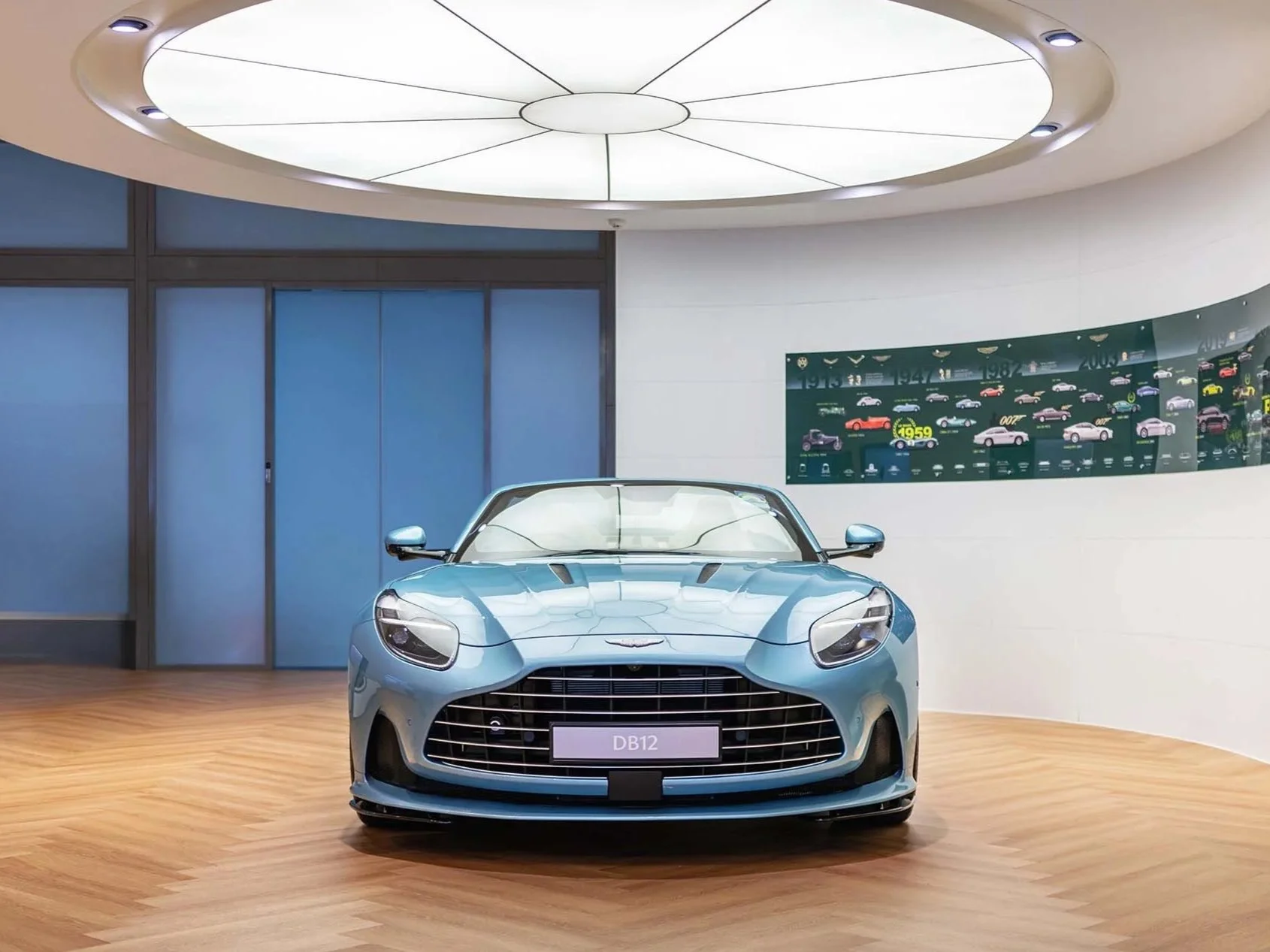 2024+AM+Showroom-17+R+s.jpg