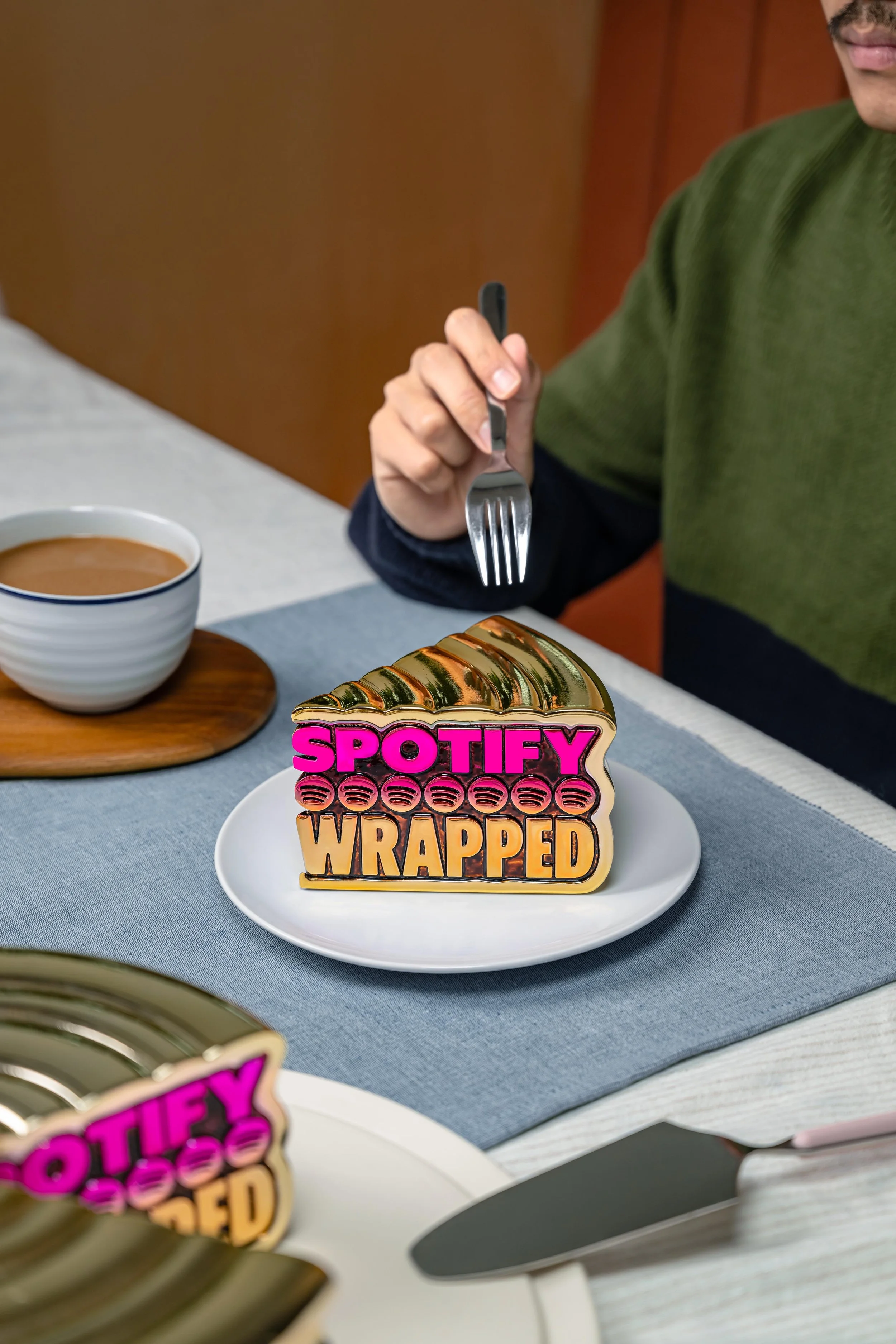 Spotify Cake2729 R1.jpg