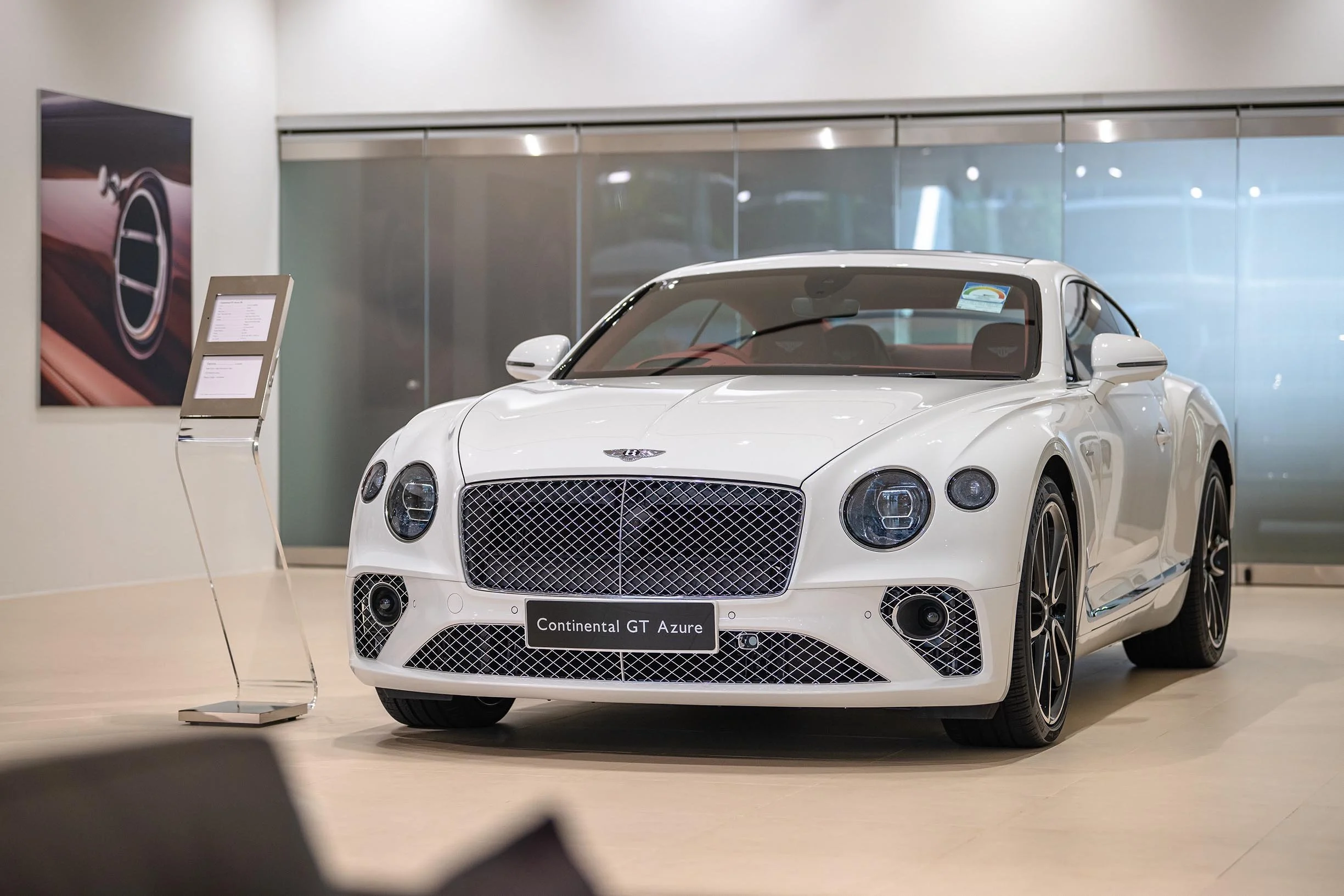 2024 Bentley Showroom-103 s.jpg