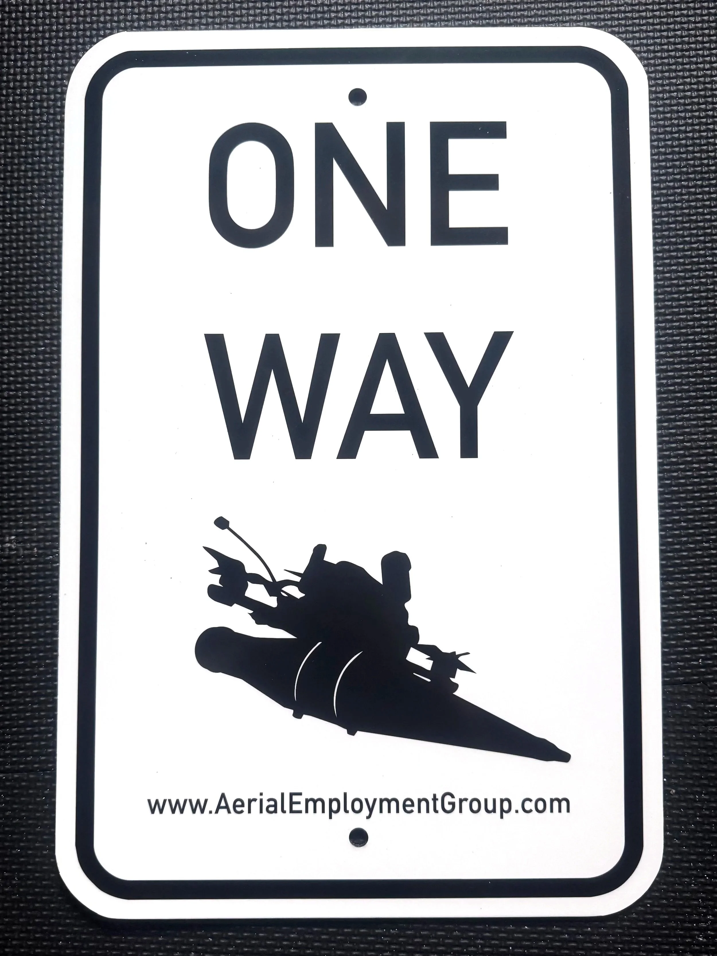 ONE WAY DRONE SIGN