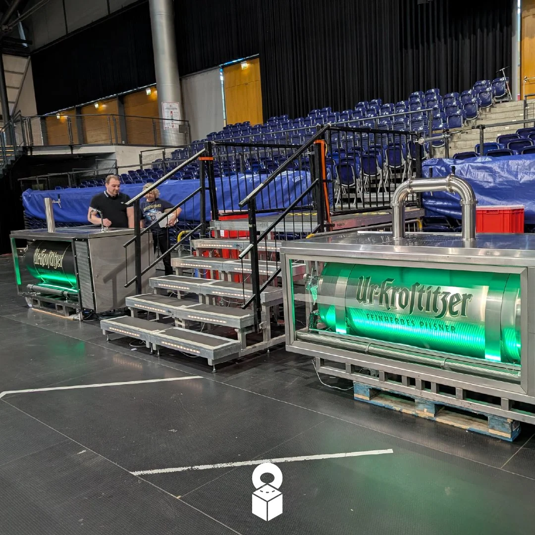 Frisches Bier trifft auf Live-Musik!

Beim Limp Bizkit Konzert in der Quarterback Arena Leipzig flie&szlig;t @urkrostitzer Pilsner direkt aus dem Tank.

Warum Biertanks ein Game-Changer f&uuml;r Events sind:
✅ Konstante Qualit&auml;t &ndash; immer ka