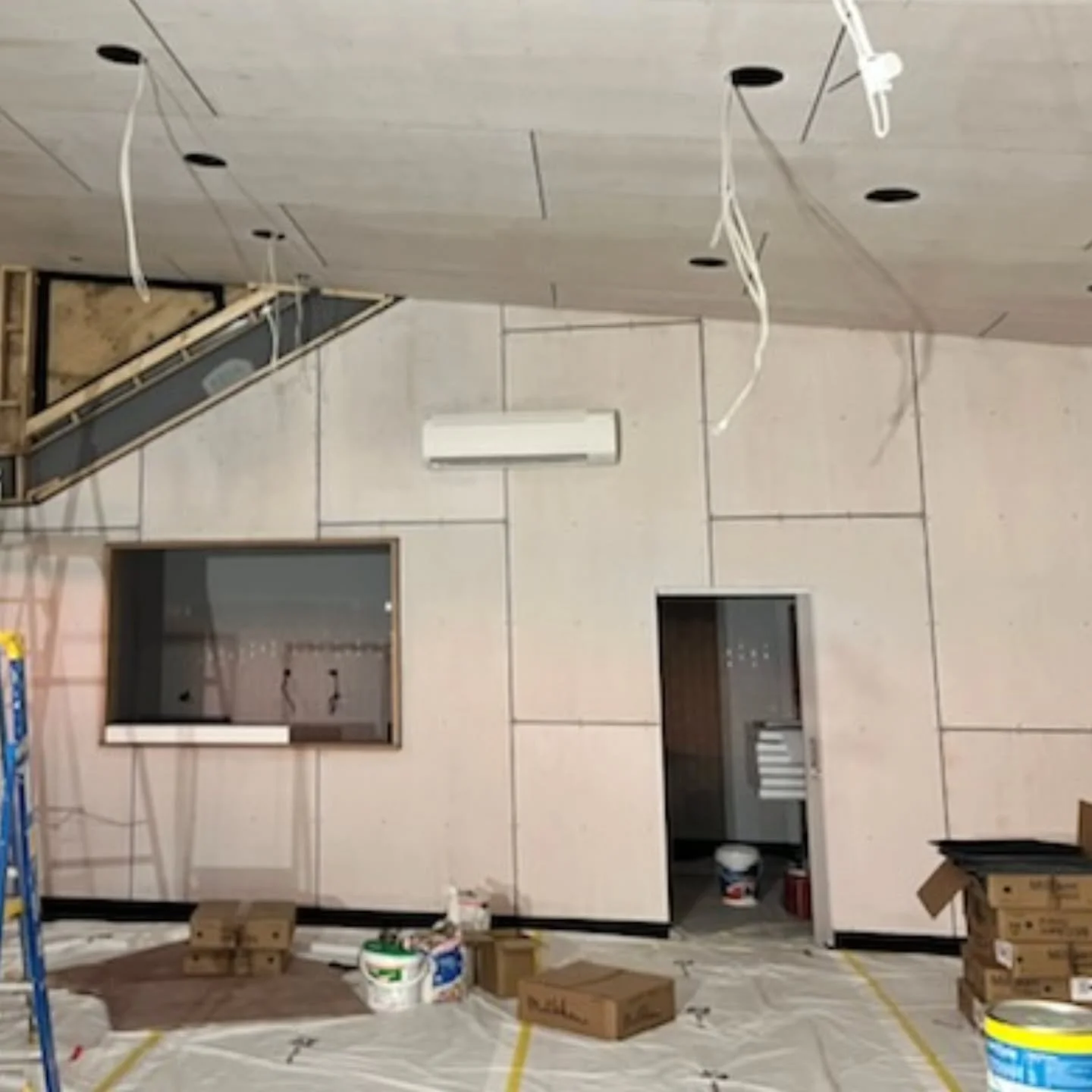 White washed plywood panel install with a 10mm express join throughout