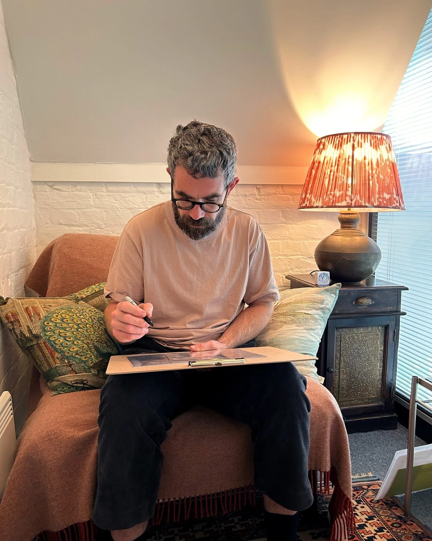 The workshop combines visual guides, written exercises, puzzles, and guided meditation &mdash; a space to explore ourselves, the world, and our place in it in a practical and creative way.

Are you curious about another way of seeing? 👁️

#Mindfulne