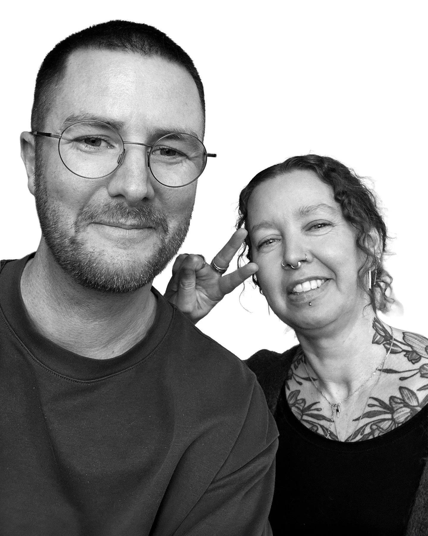 Had the pleasure of guiding @stumbleindevotion through Another Way of Seeing today.
Each of us is unique, yet the truth of things is universal. Grateful to spend time together exploring the Zen perspective.

#ZenBuddhismLondon #MindfulSeeing #LondonM