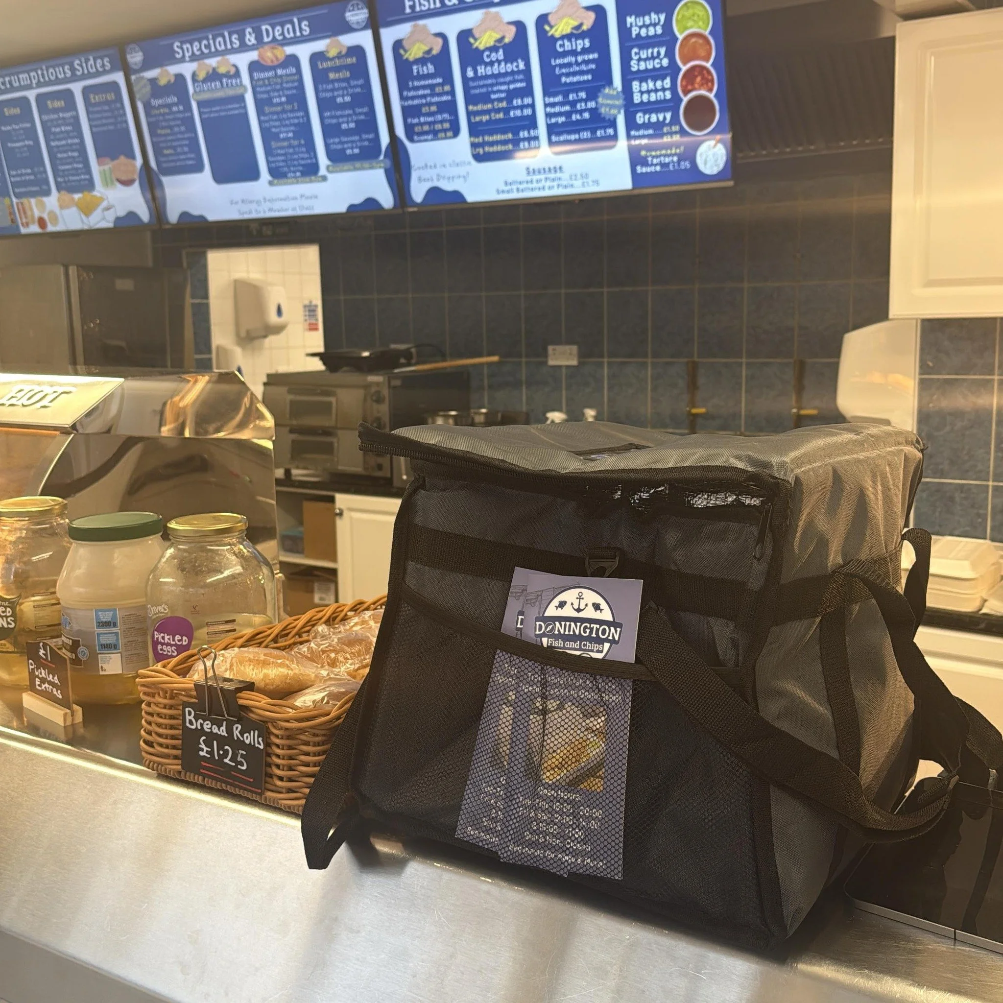 We are all ready to start serving tonight. Don&rsquo;t forget to pre-order online for deliveries from 17:30-20:30 as slots can get full very quickly 😋🚗

Order on: doningtonfishandchips.square.site

#delivery #fishandchips #doningtonfishandchips #ch