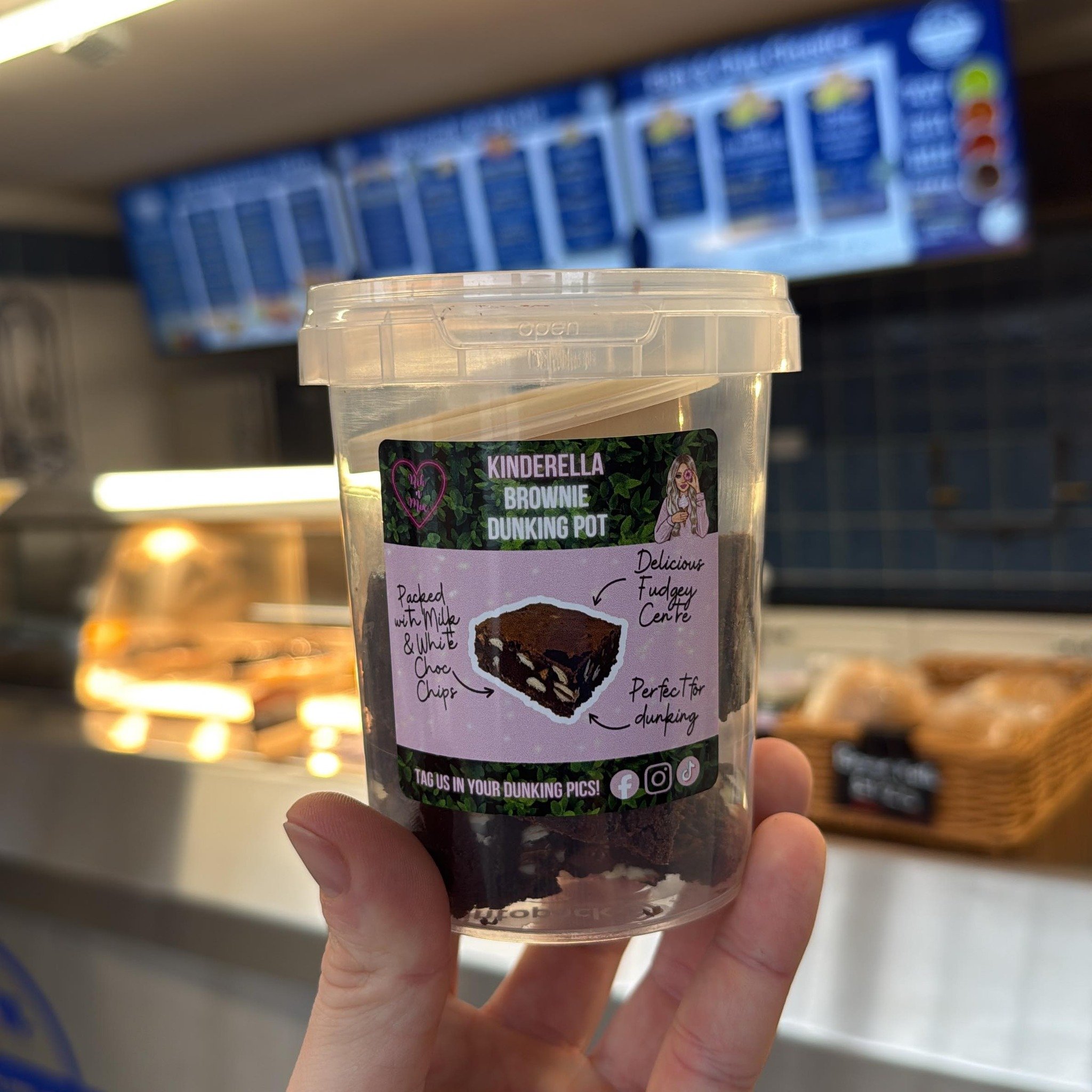 Now stocking Delicious Treats! 😋

We&rsquo;re now stocking some amazing Kookie Dunkers and Brownie Pots from nikn_mix in Boston! 🤩 Available to Eat-in, Takeaway, and Online Collection 🍪

Limited availability Thursdays to Saturdays,
3 different tas