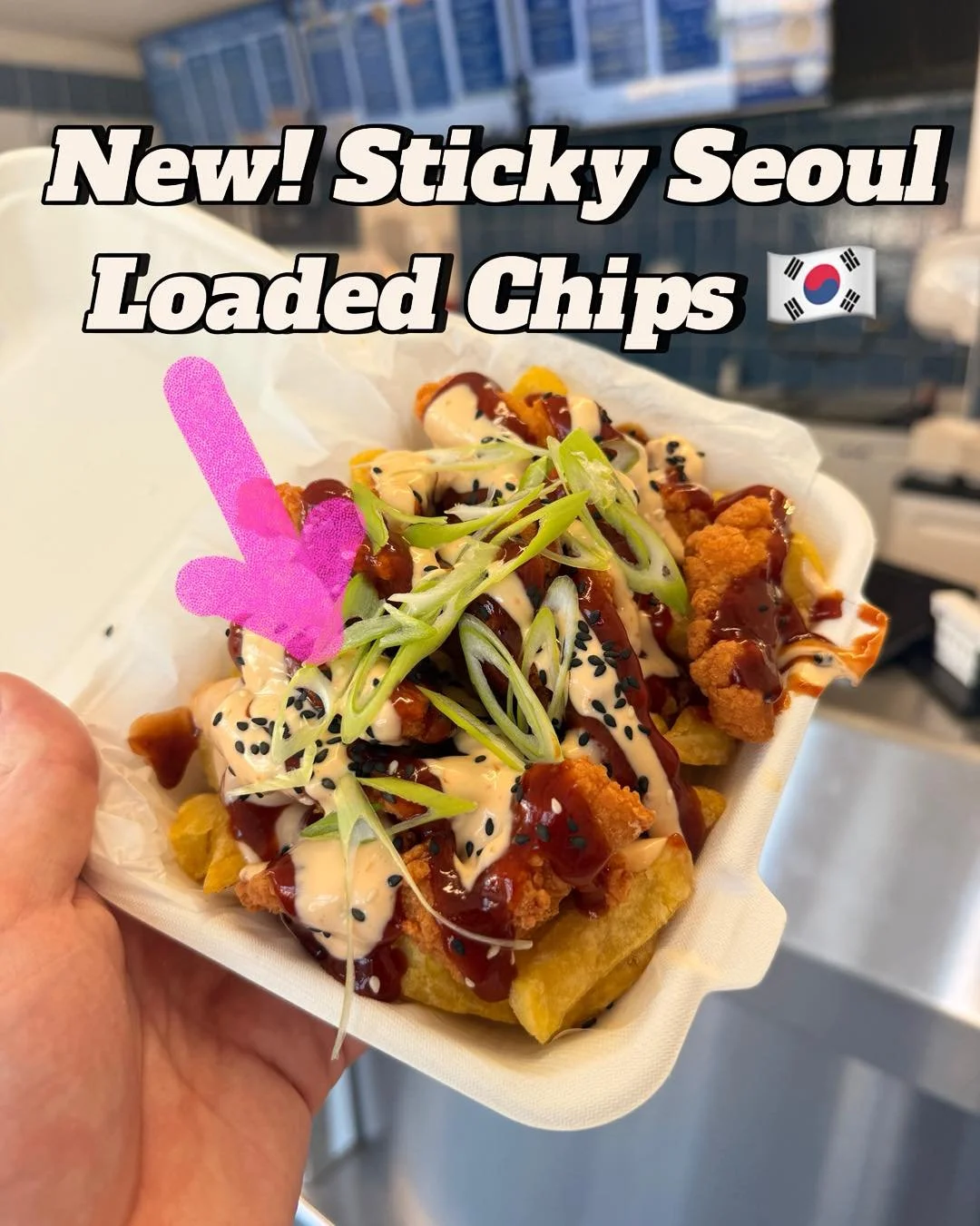 New Loaded Chips 🍟🔥 Sticky Seoul Loaded Chips 🇰🇷

Korean inspired loaded Chips with Crispy Shredded Chicken, topped with Korean BBQ Sauce, Gochujang Mayo, Sesame Seeds, and Spring Onions! 😋🌱

Available from Today! Bank Holiday Monday don&rsquo;