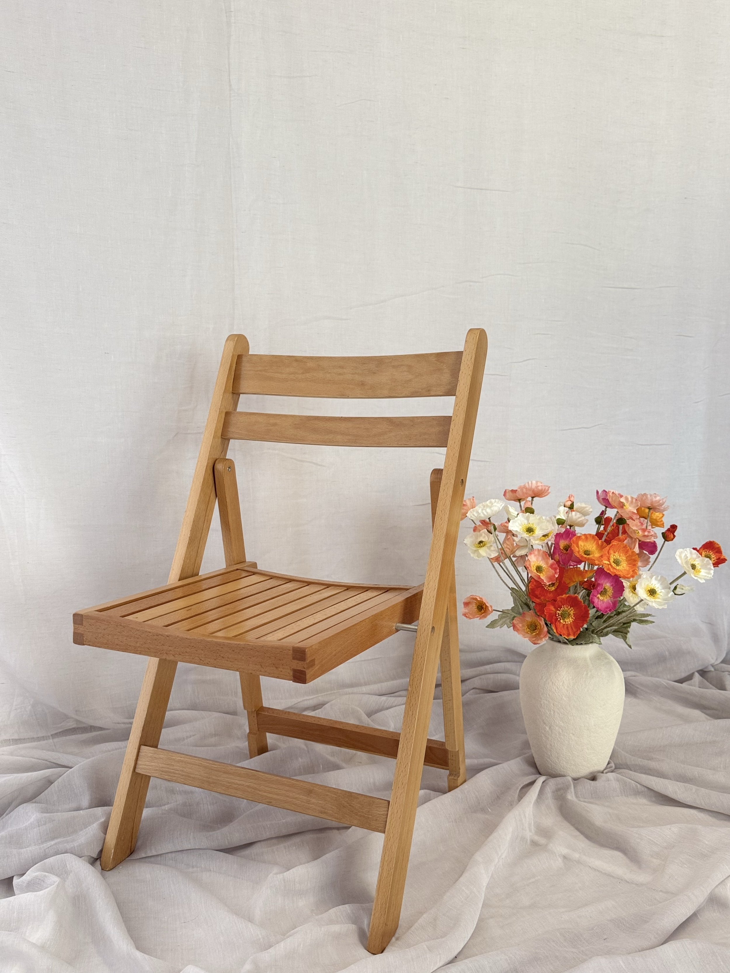 Slatted Timber Americana Chair
Colour: Natural
Hire Price: $12.00 each
Material: Timber
Qty: 50 Available