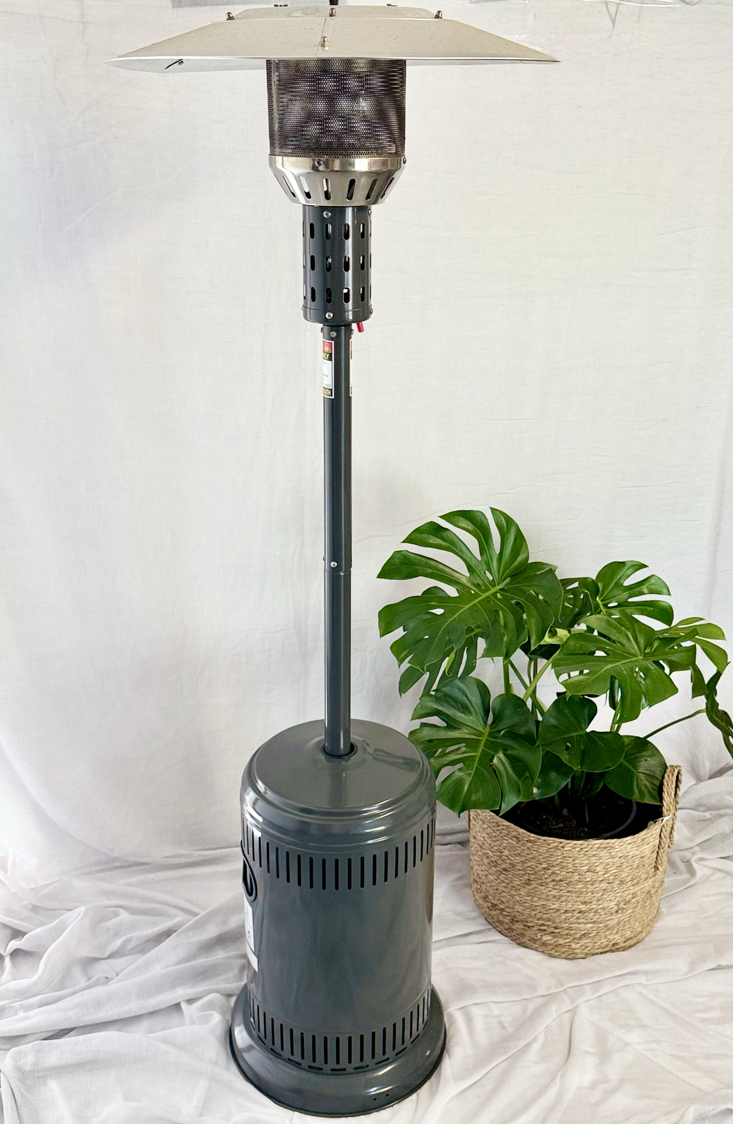 Gas Heater
Qty Available: 2
Price: $60.00 each
*Gas bottle not included 