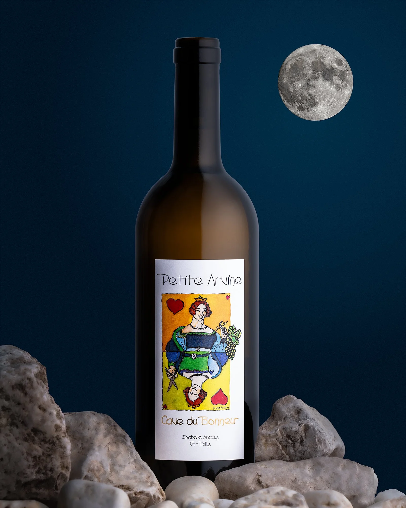 Petite Arvine de la Cave du Bonheur, Fully, sous la lune. Photographie Studio Jafarov