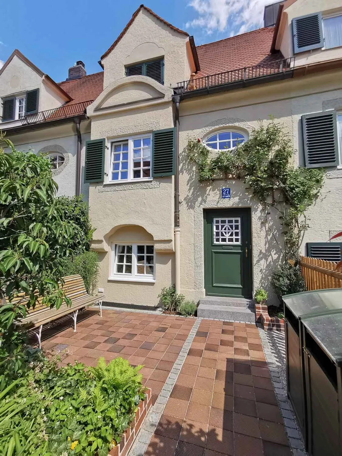 Rarität - Liebhaberobjekt | Jugendstilreihenmittelhaus in ruhiger Bestlage