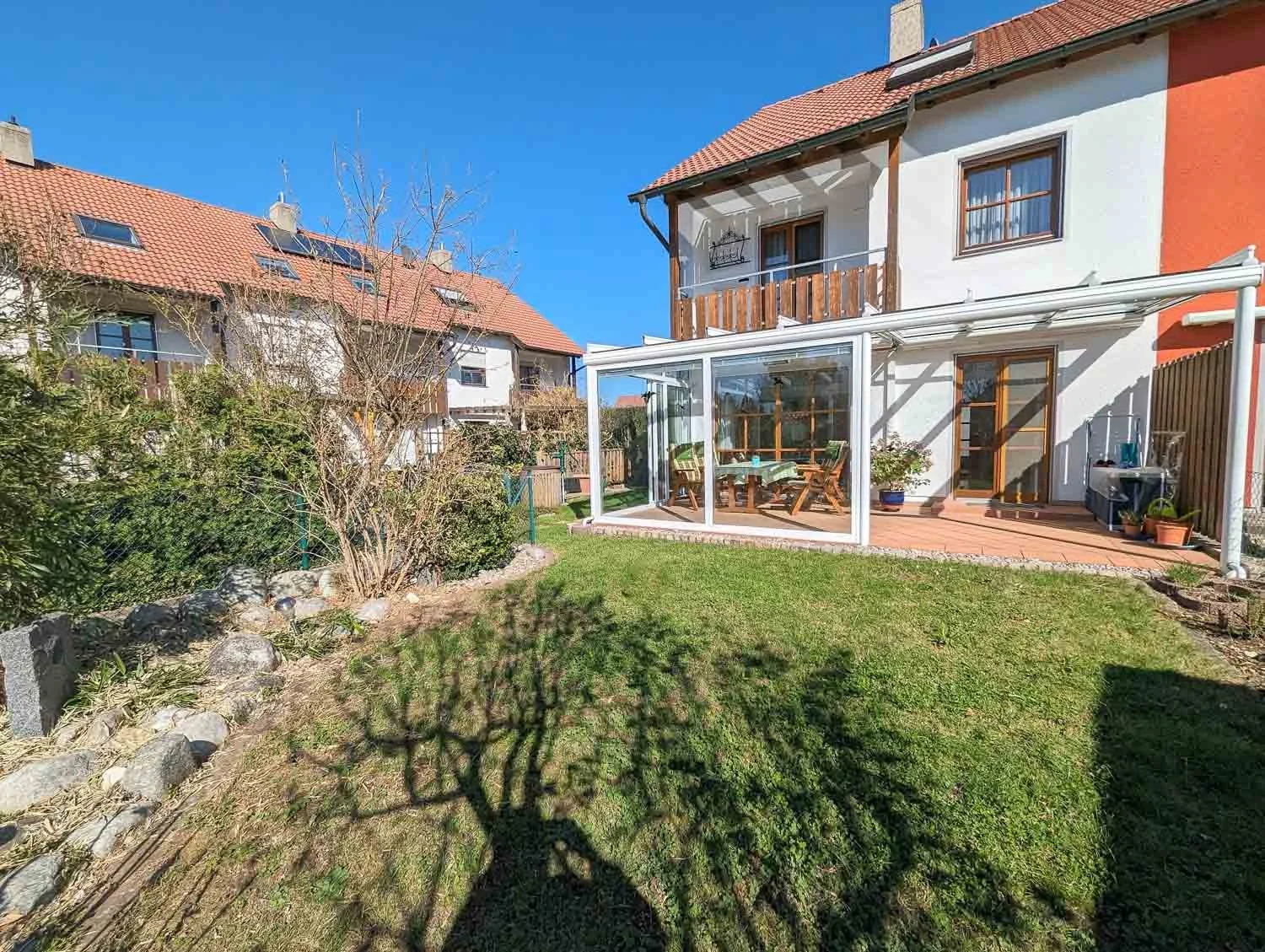 Wohnparadies – perfekt gestaltetes Reiheneckhaus im beliebten, grünen und ruhigen Königsbrunn