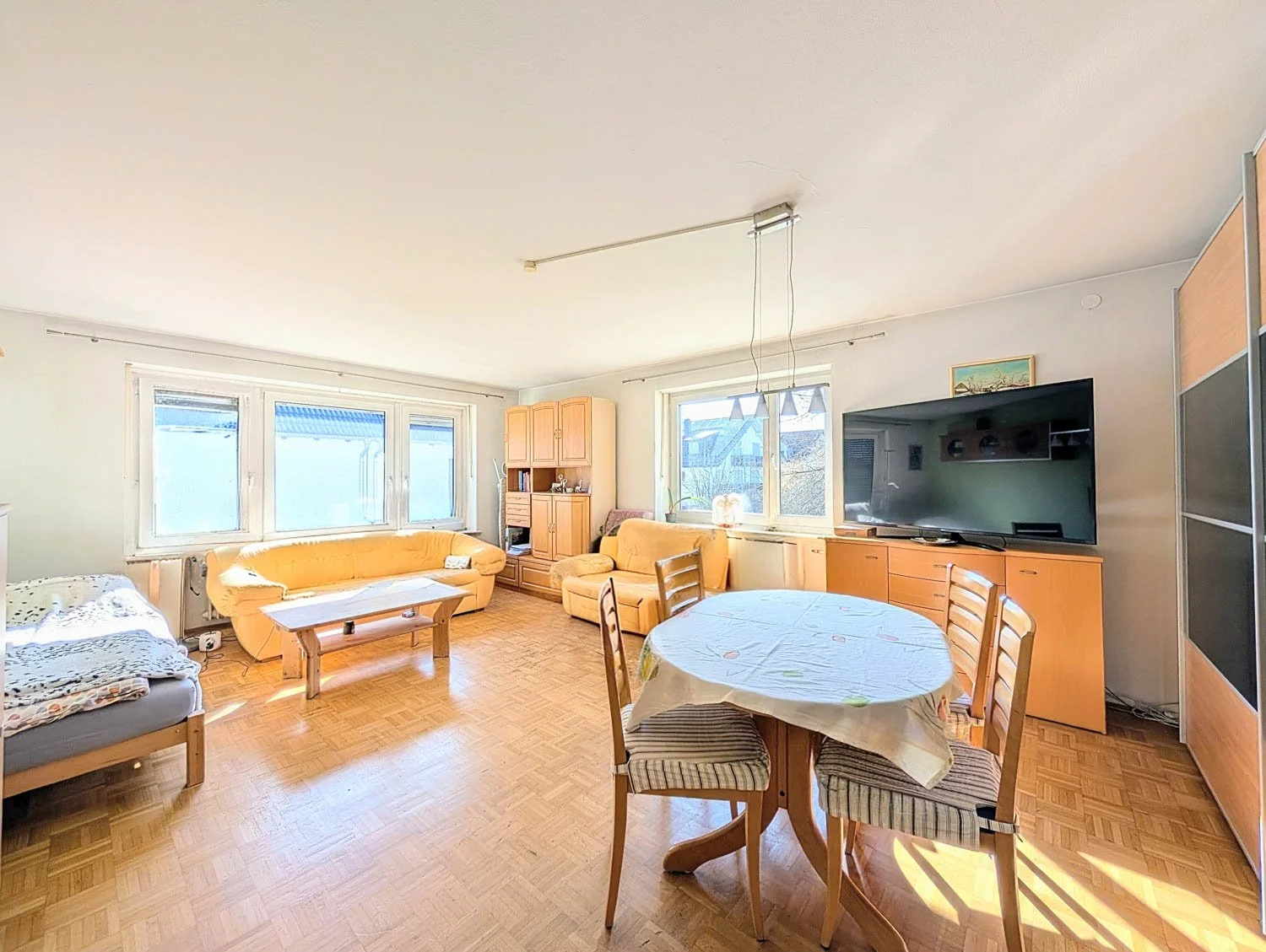 Attraktive Kapitalanlage mit großzügigem Südbalkon – Vermietete 4-Zimmer-Wohnung in ruhiger Wohnlage