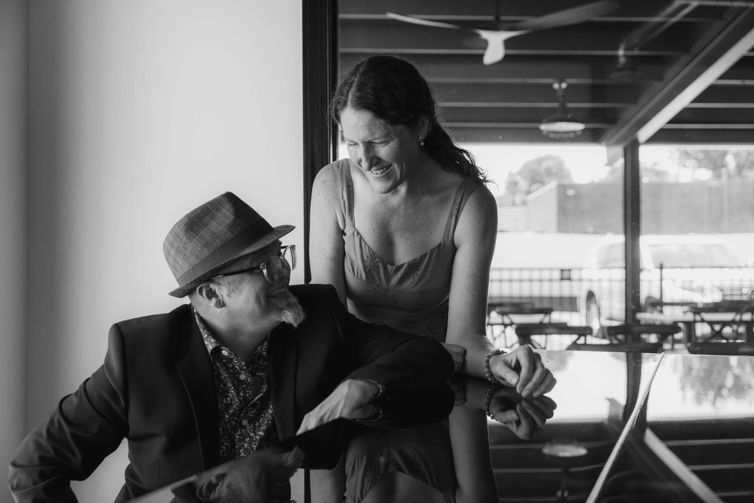 Scott and Bridget - Acoustic Duo