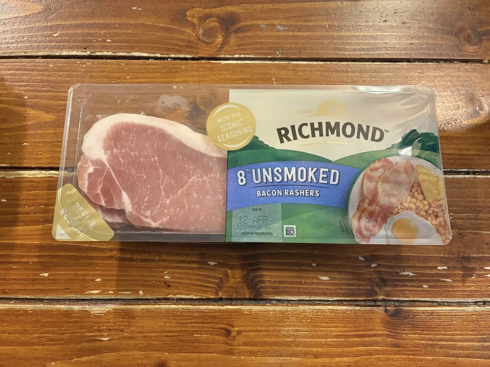 8 rasher pack of unsmoked bacon rashers from Richmond
