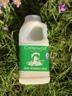 1 pint of semi-skimmed milk