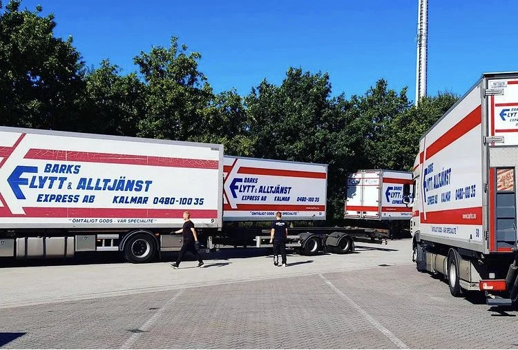 Barks Flytt &amp; Alltjänst: Så håller de tre långtradare och 25 flyttare i synk&nbsp;– från Kalmar till Cannes