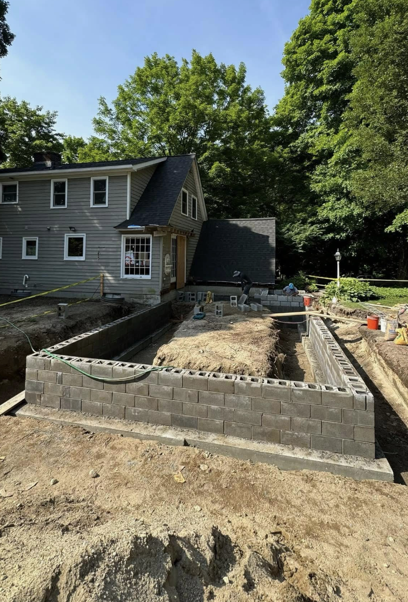 Cinderblock foundation for additoin.png