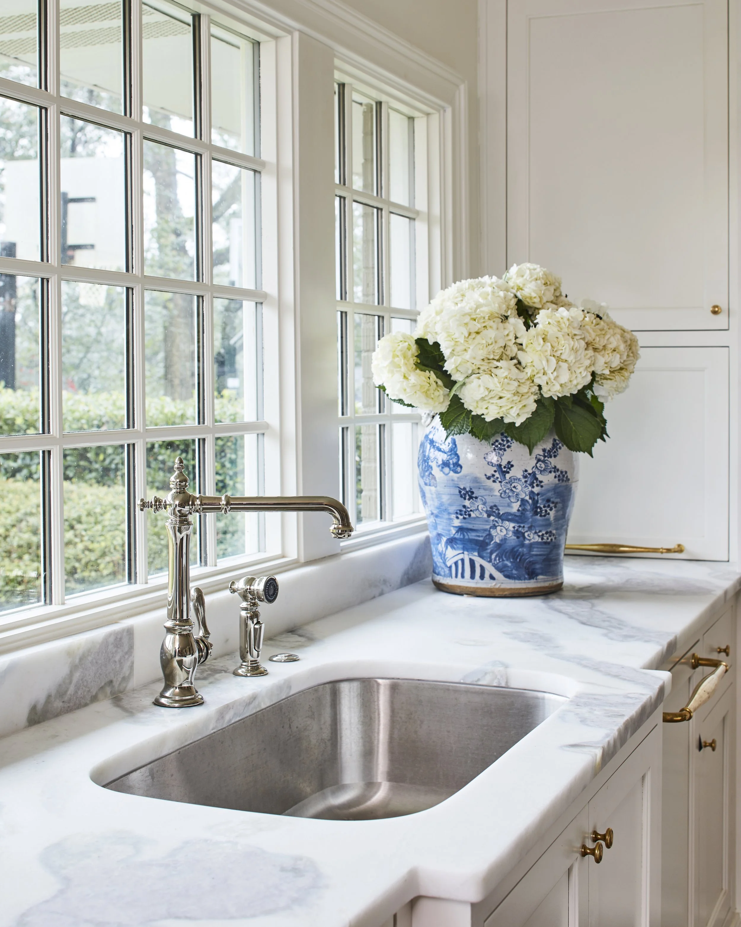 Choosing the Perfect Countertop for Your Next Interior Design Project