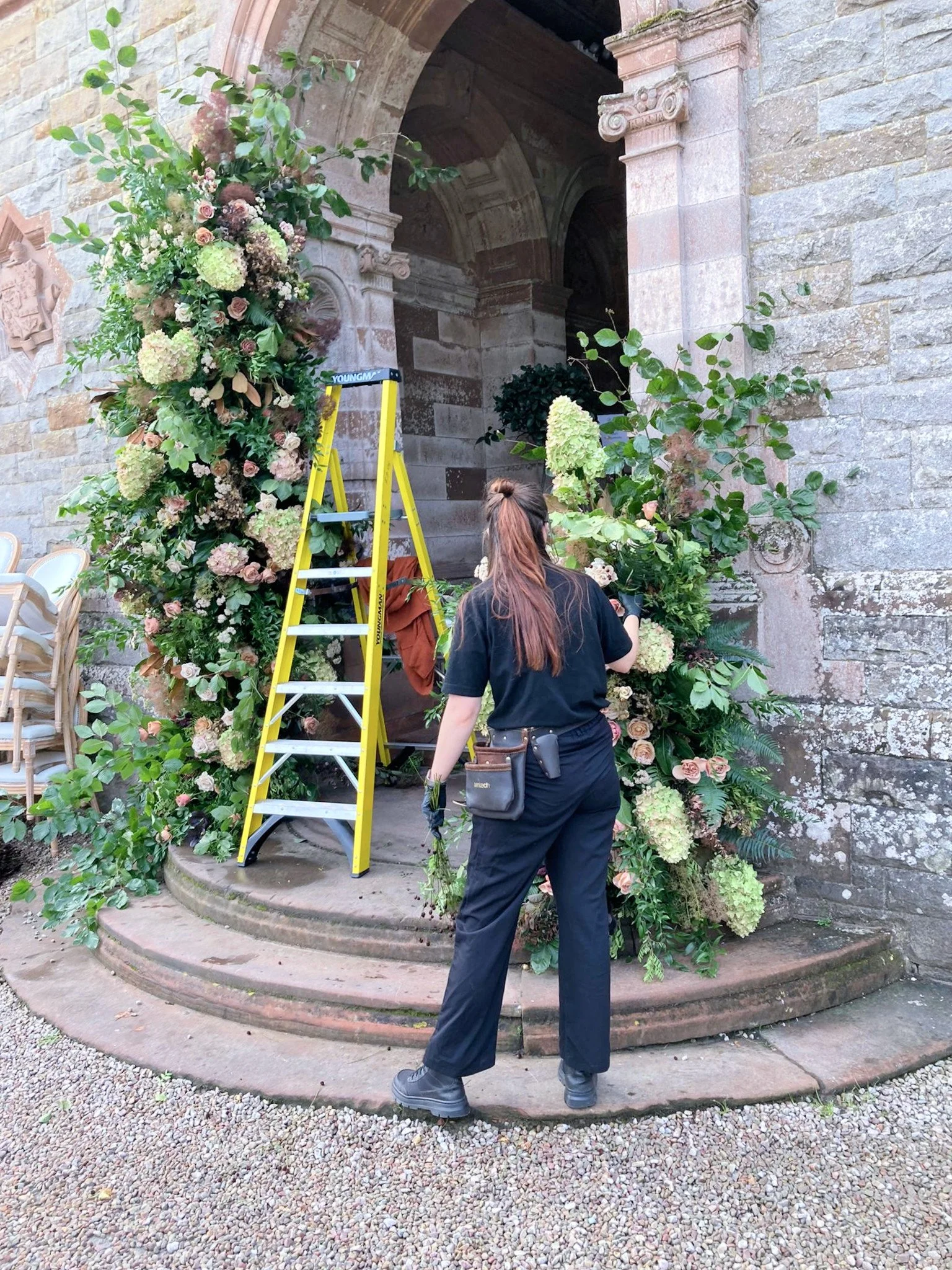 event florist  wedding florist  sustainable florist  eco-friendly wedding flowers  sustainable event flowers  seasonal wedding flowers  floral design for weddings  bespoke wedding flowers  luxury wedding florist  modern floral design