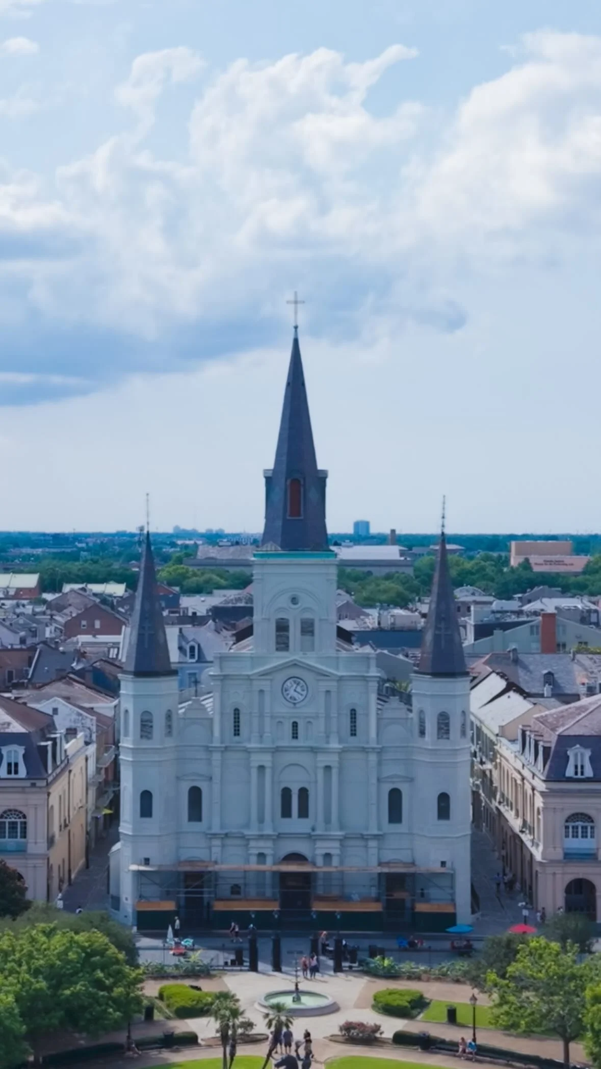 The French Quarter in New Orleans, LA
•
•
•
Shot on: DJI Air 3S @djiglobal
#fyp #foryoupage #dji #droneglobe #dronephotography #dronestageam #droneoftheday #fromwhereidrone #aerialphotography #air3s #djiair3s #northcarolina #charlott