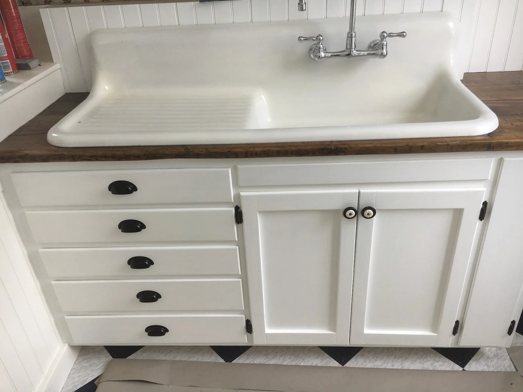 Farmhouse-sink-in-scullery-IMG_1614.jpg