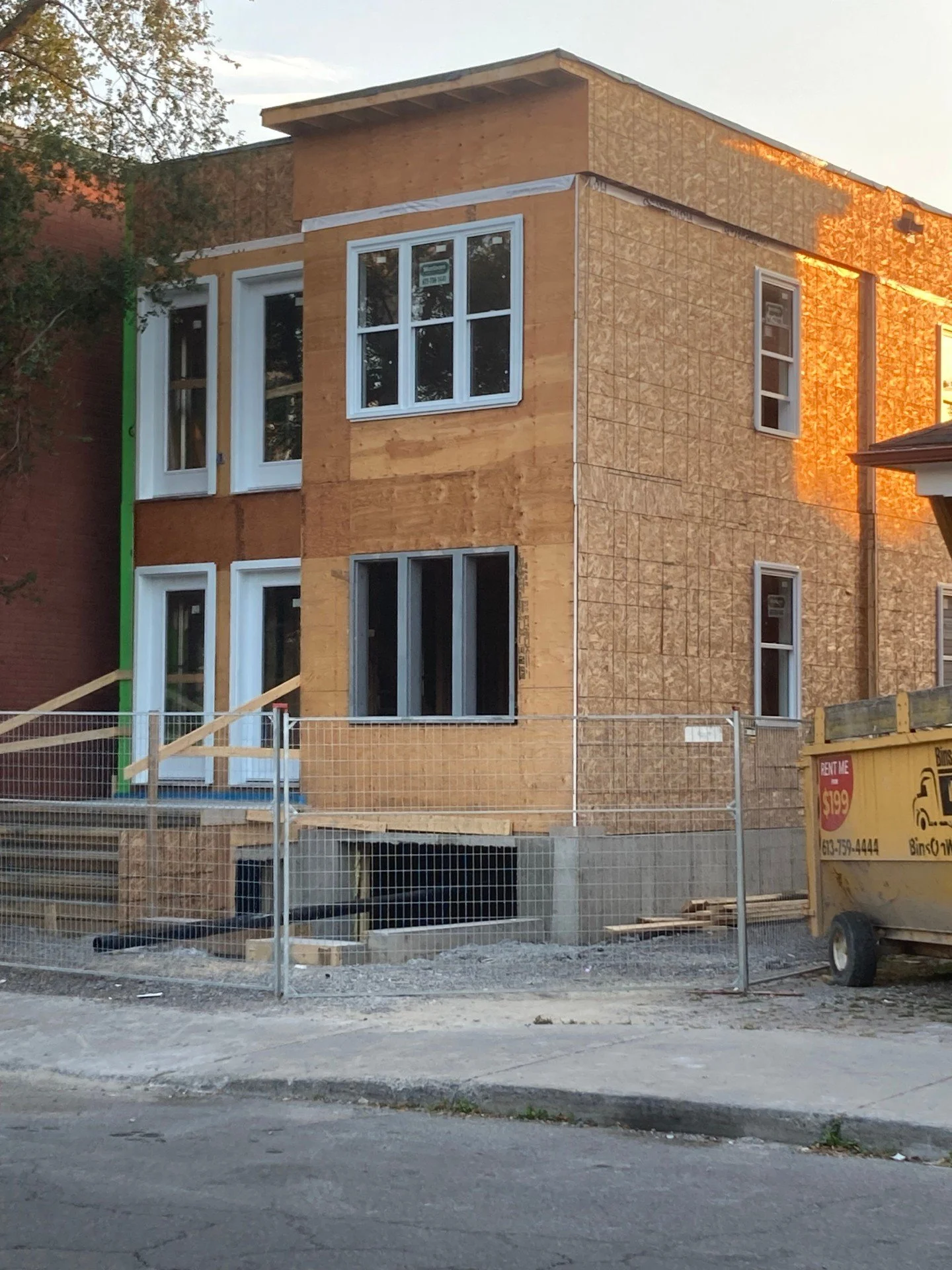 Under Construction 🏗️👷&zwj;♀️

🎵They paved paradise and put up a parking lot.....er....wait....reverse that.🎵

What once was a sea of asphalt on a tiny lot, now will be 6 new apartments.  Each apartment has it's own front door from grade, a balco
