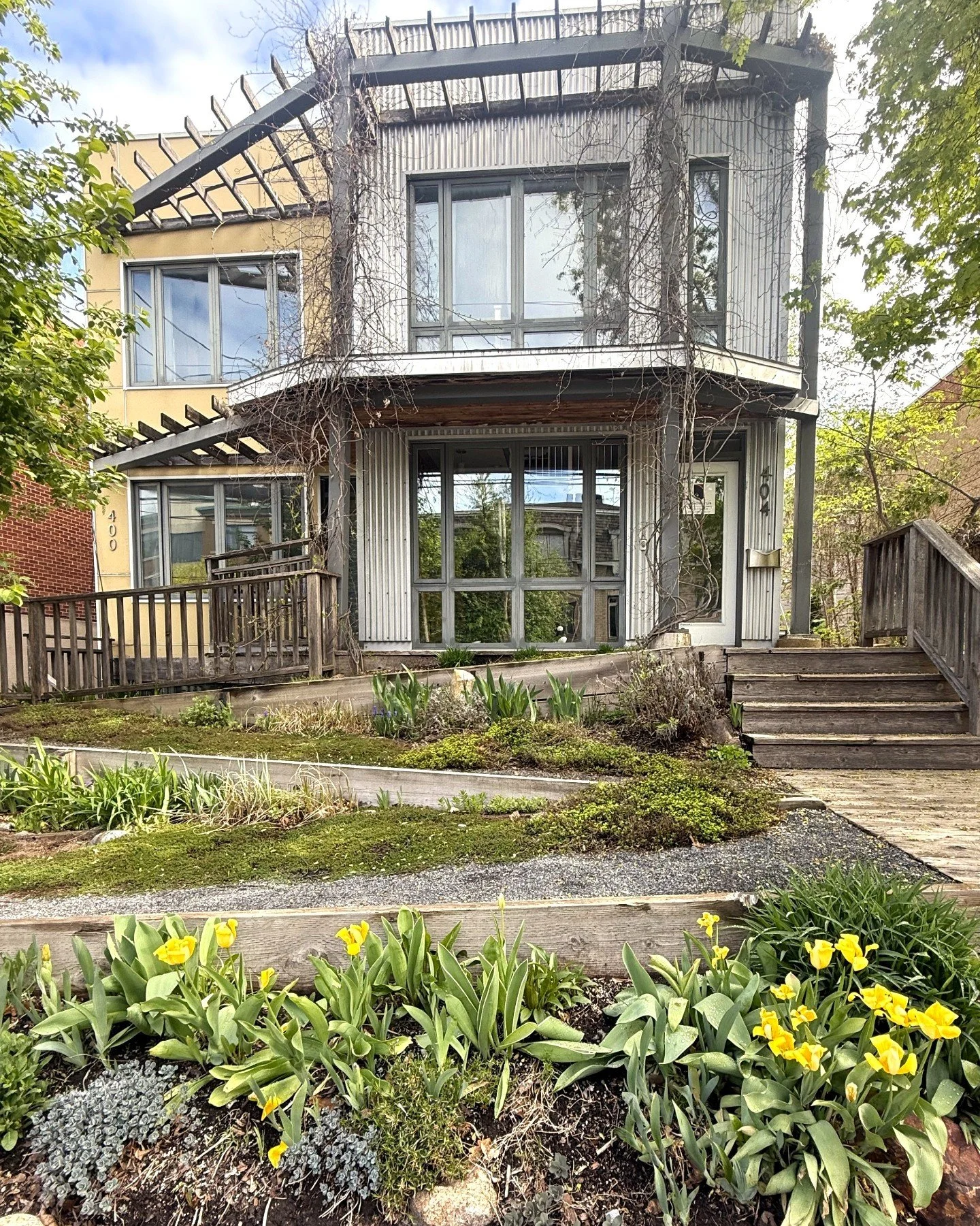 Our office will be closed on Monday May 18th for Victoria Day. We hope you enjoy the May long weekend! 
P.S. We think spring is finally here - the gardens at the office are starting to fill in. 🌼🌷🌿
