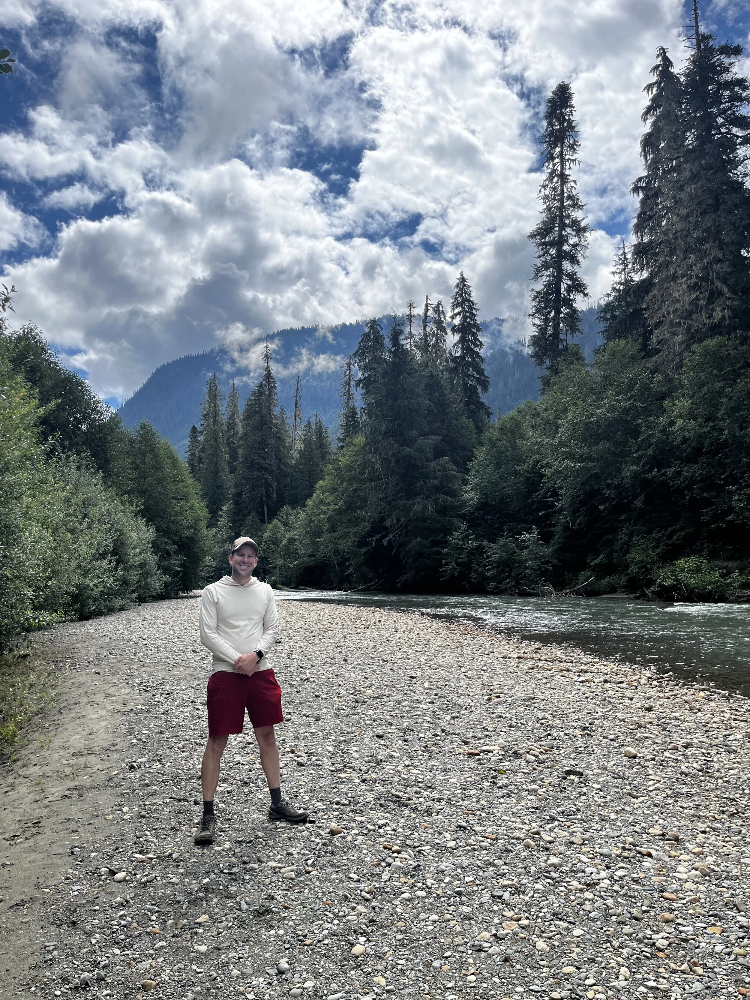 Native plant specialist in West Michigan Grand Rapids, East Grand Rapids, Ada, Rockford native plants. Native plant landscaping, native plant gardening, gardening for butterflies and monarchs, Native plants for birds in Grand Rapids Ada Rockford